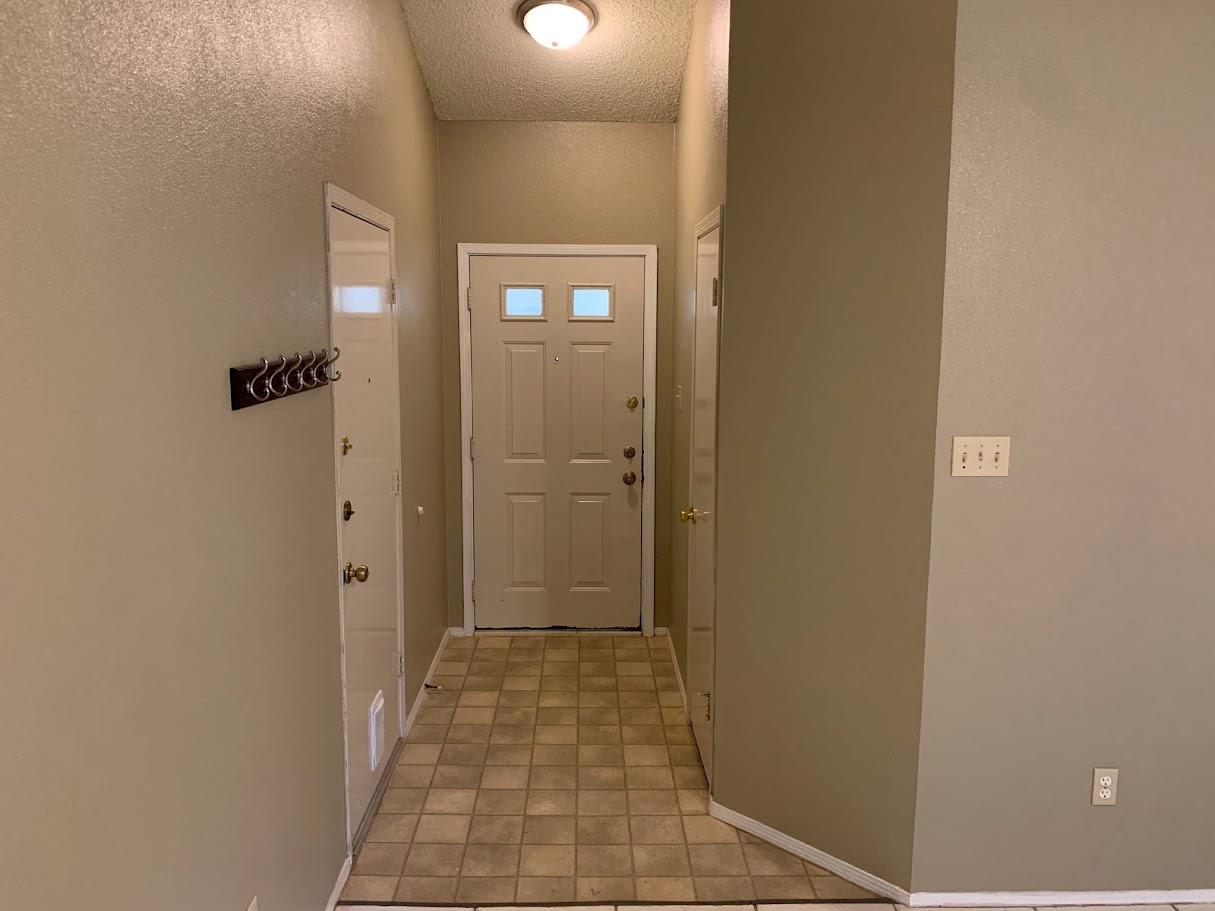 4419 Silverstone DR, Austin, TX 78744 photo 3