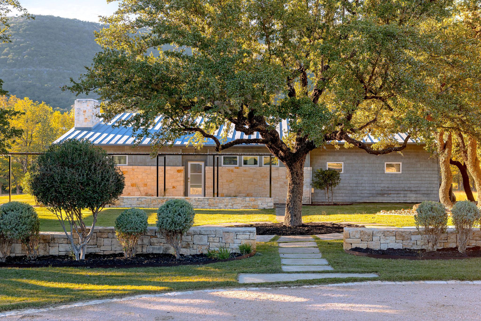 415 Frio Canon TRL, Leakey, TX 78873 photo 2