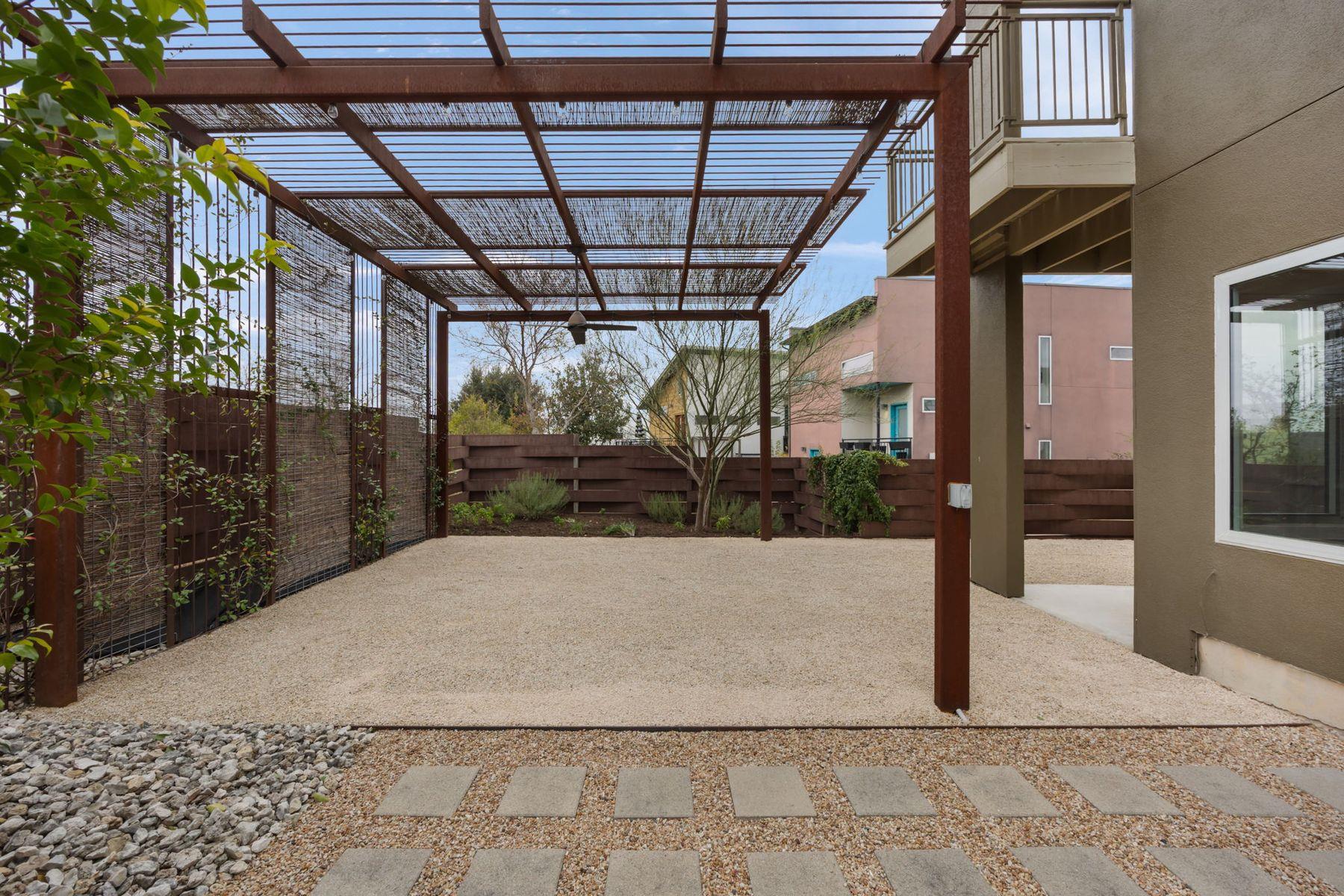 5421 Agatha CIR, Austin, TX 78724 photo 4