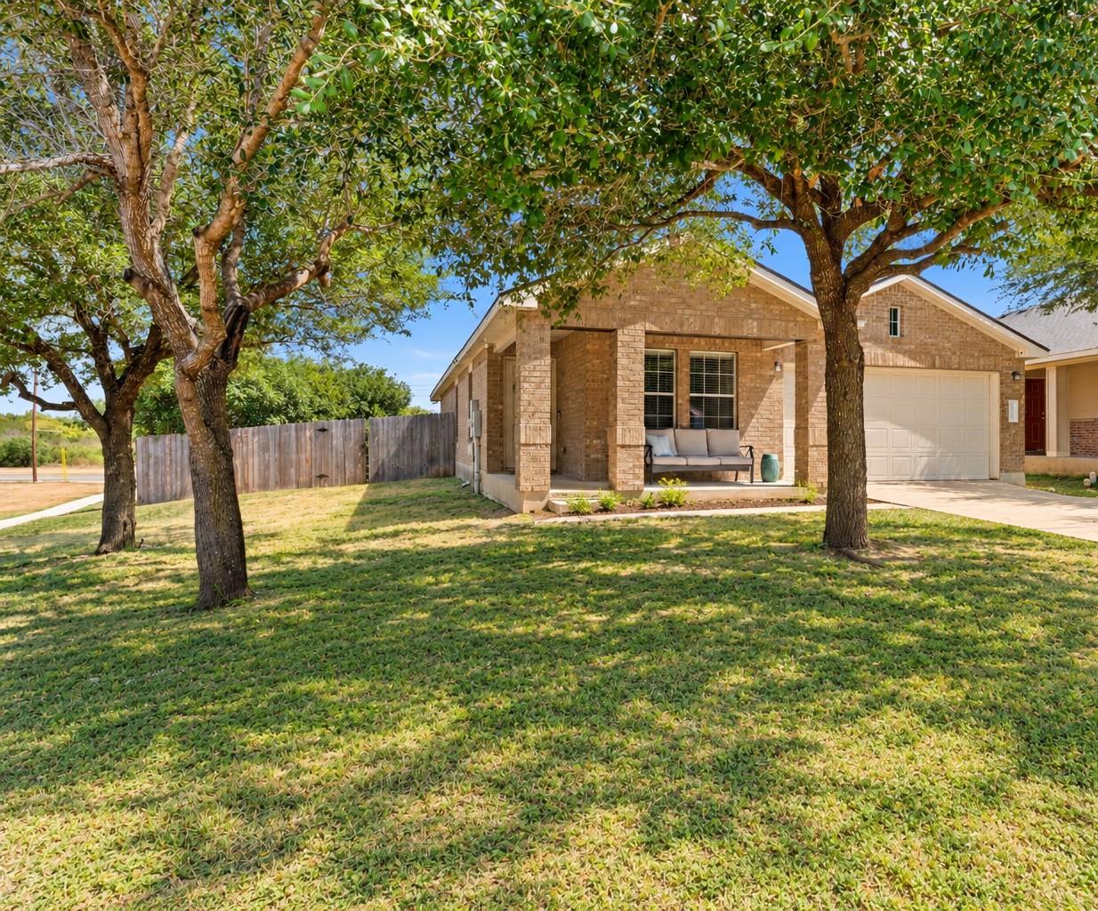 12021 Gaelic DR, Austin, TX 78754 photo 2
