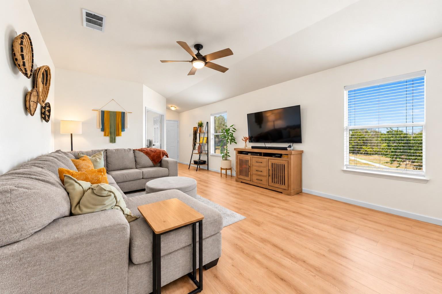 12021 Gaelic DR, Austin, TX 78754 photo 5
