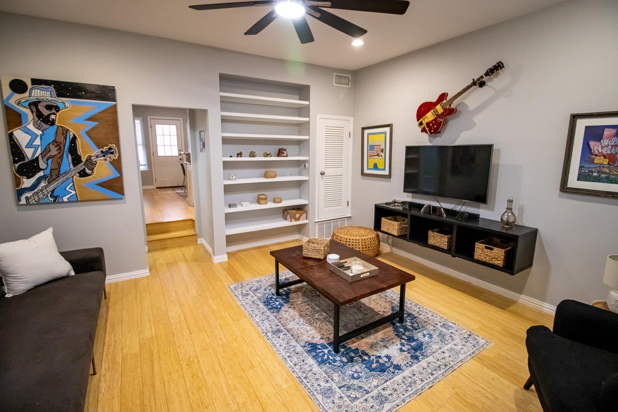 821 Oltorf ST, Austin, TX 78704 photo 2