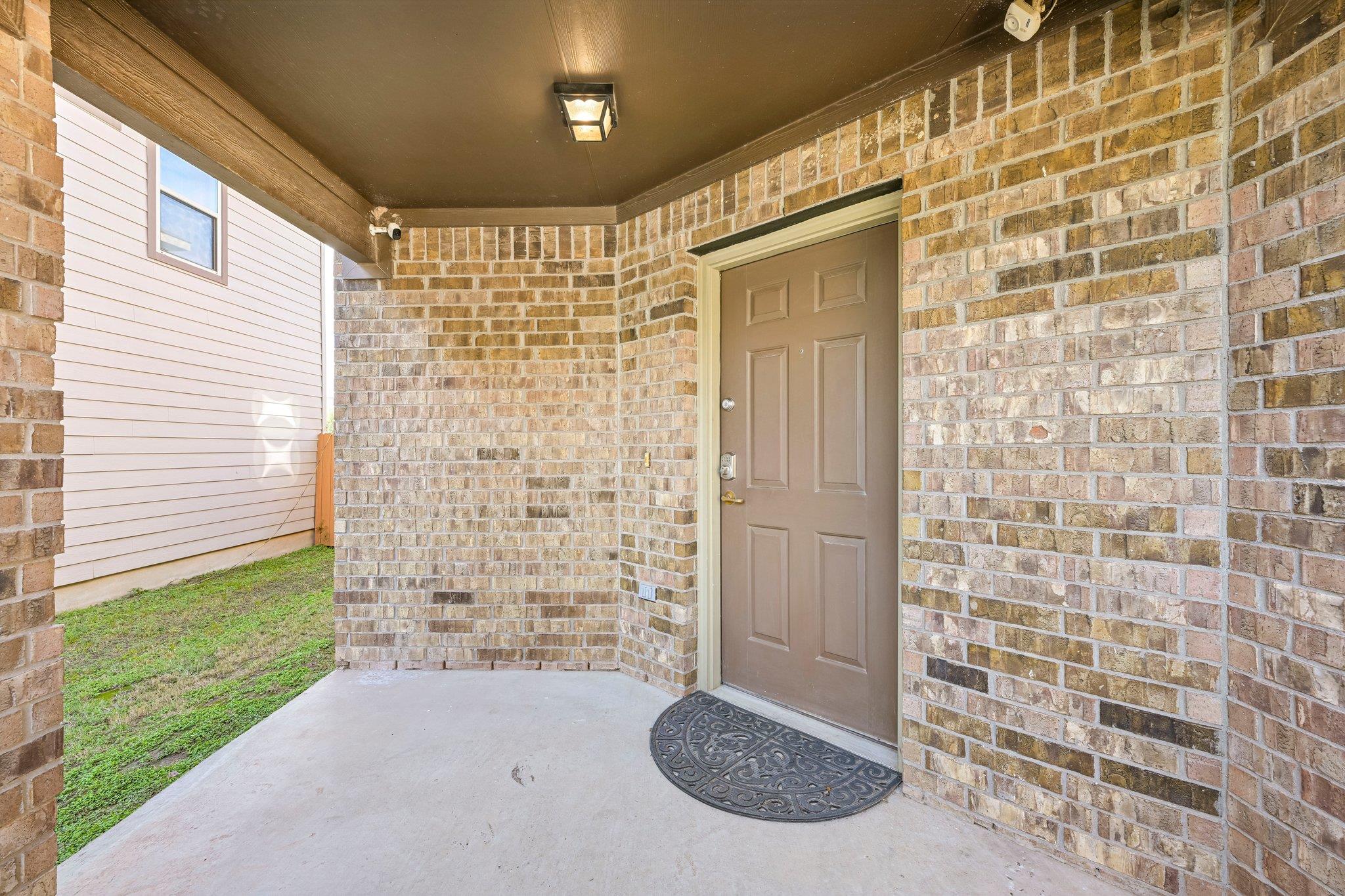 7229 Outfitter DR, Austin, TX 78744 photo 3