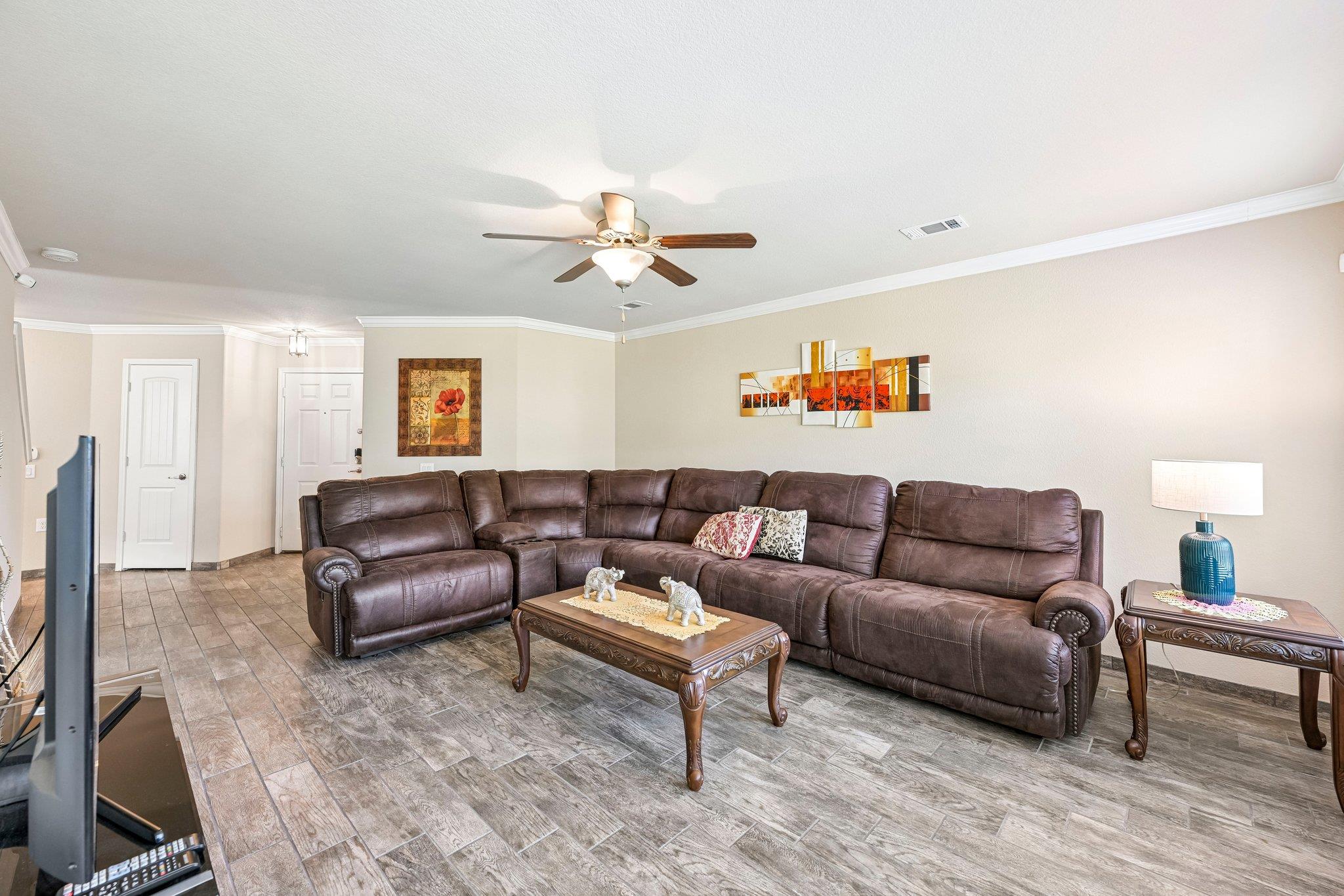 7229 Outfitter DR, Austin, TX 78744 photo 5