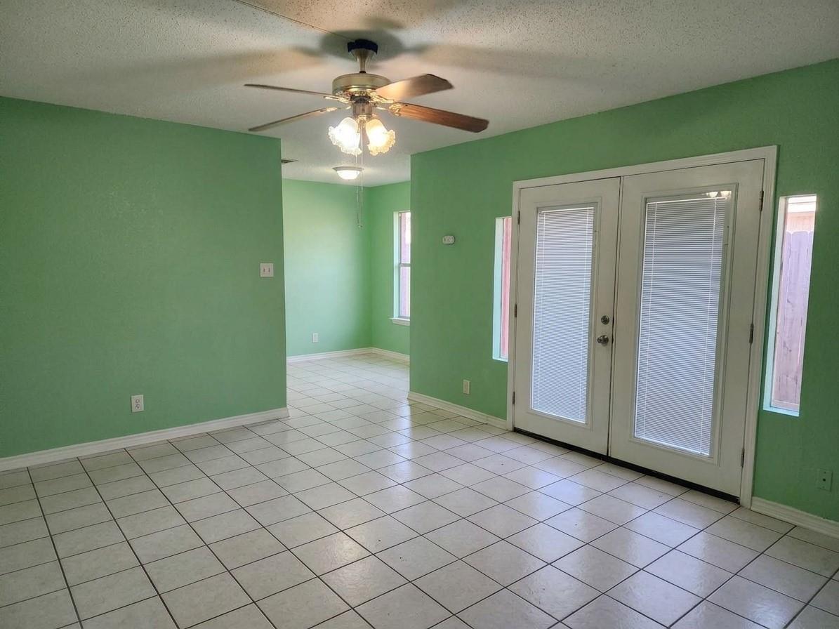 Victoria Square Condo