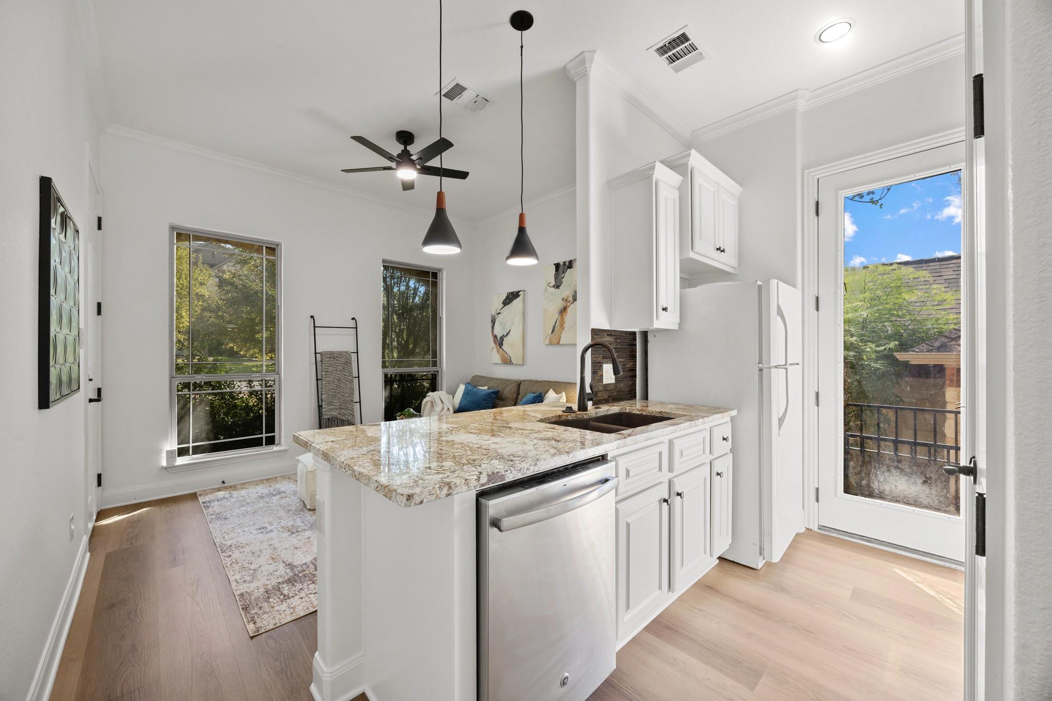 4522 Miraval LOOP, Round Rock, TX 78665 photo 5
