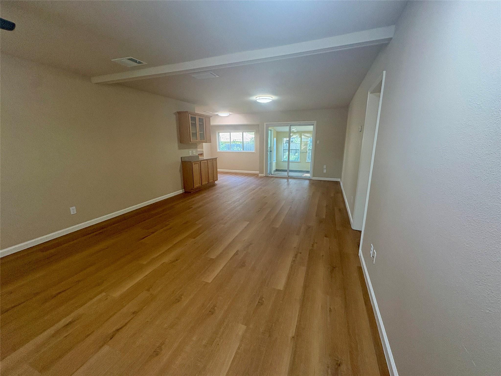 2512 Baxter DR, Austin, TX 78745 photo 2