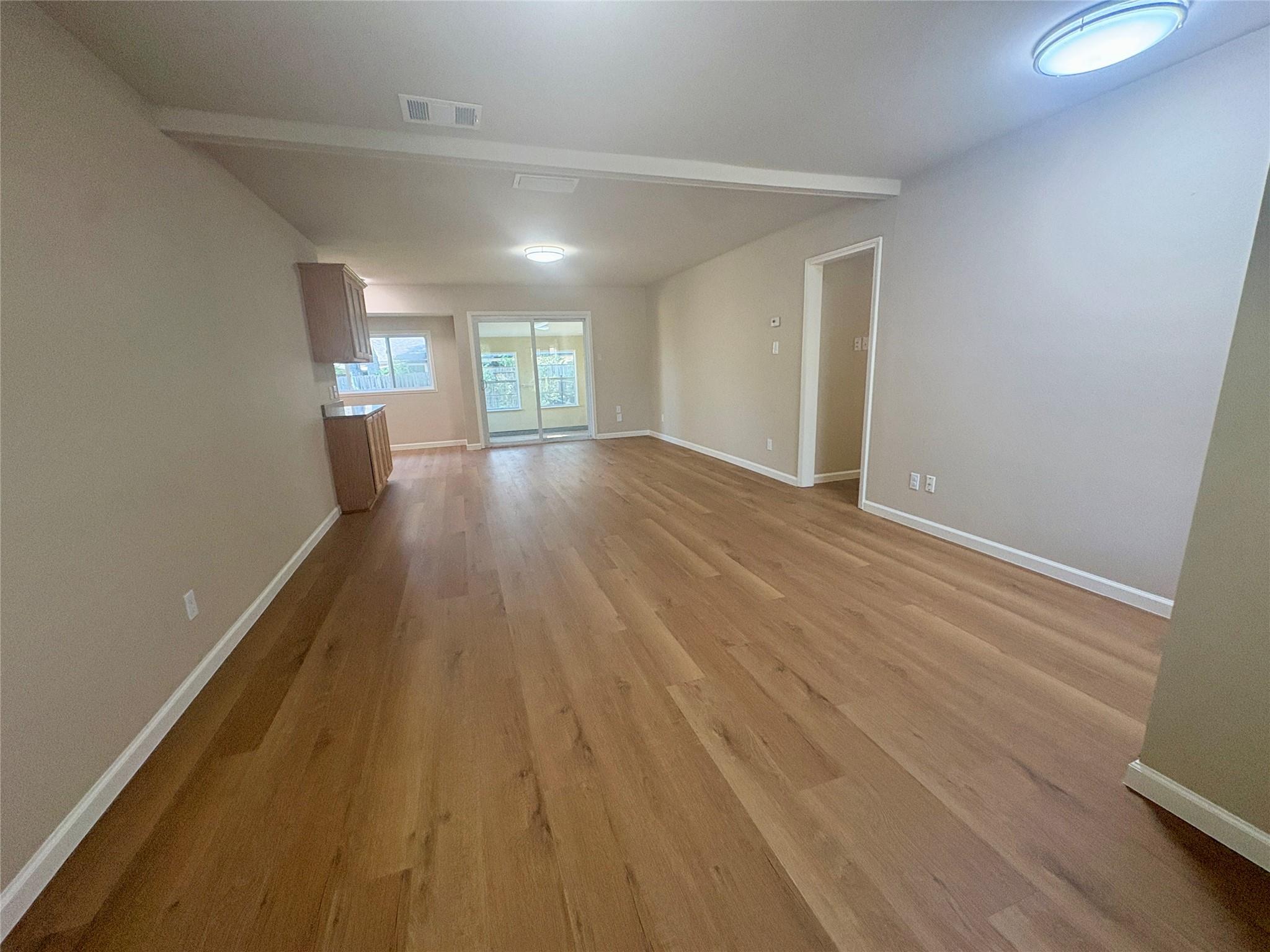 2512 Baxter DR, Austin, TX 78745 photo 3