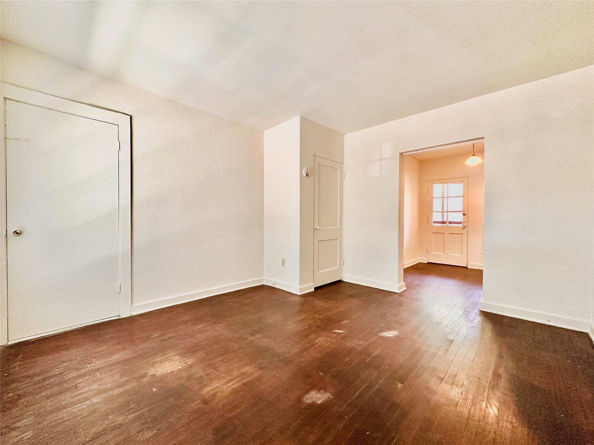 1408 Kirkwood RD #B, Austin, TX 78722 photo 2