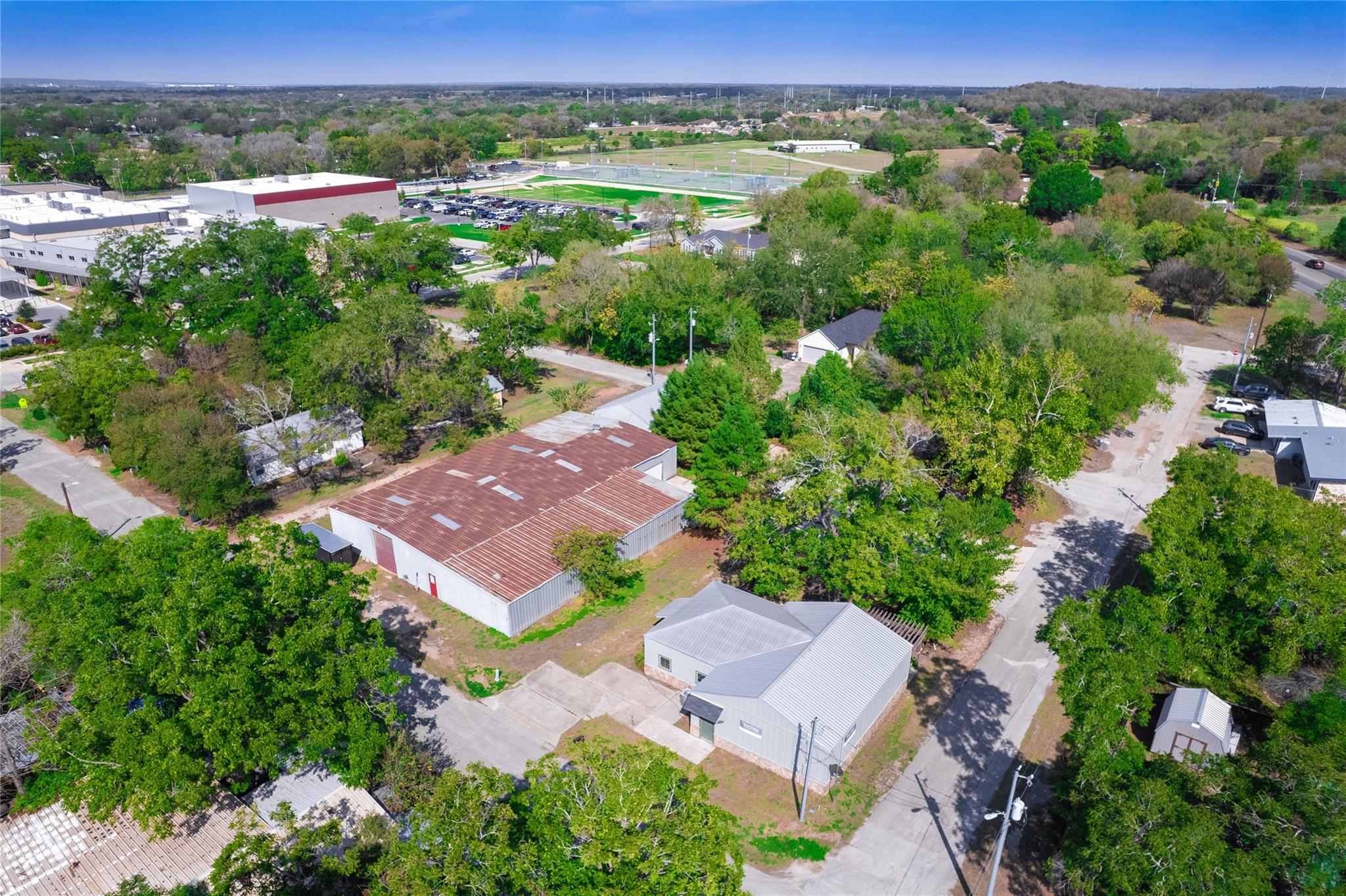 1508 Cypress ST, Bastrop, TX 78602 photo 2