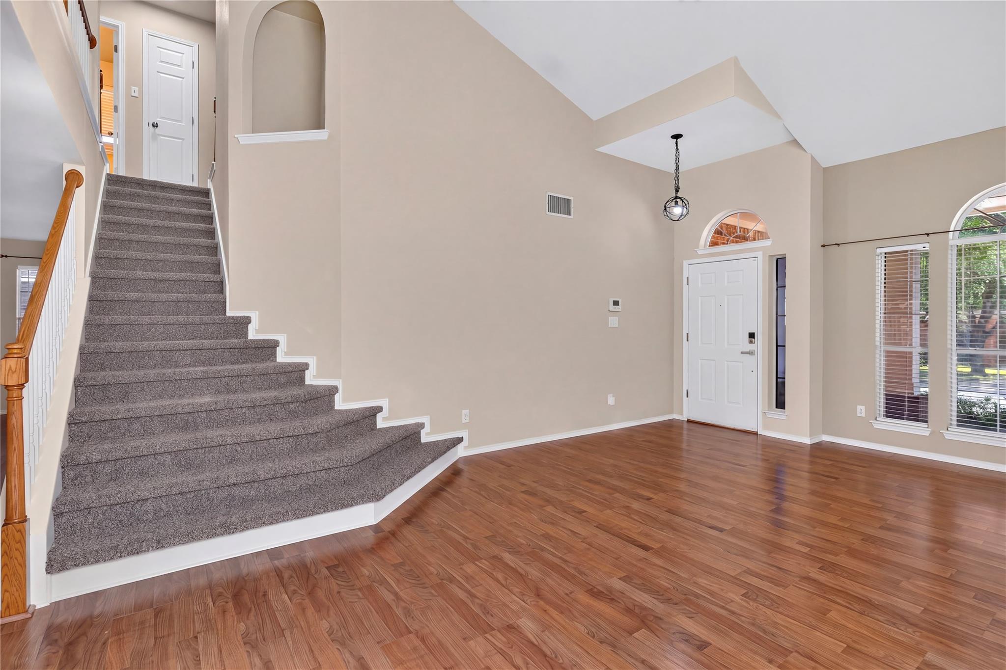 720 Settlement ST, Cedar Park, TX 78613 photo 3