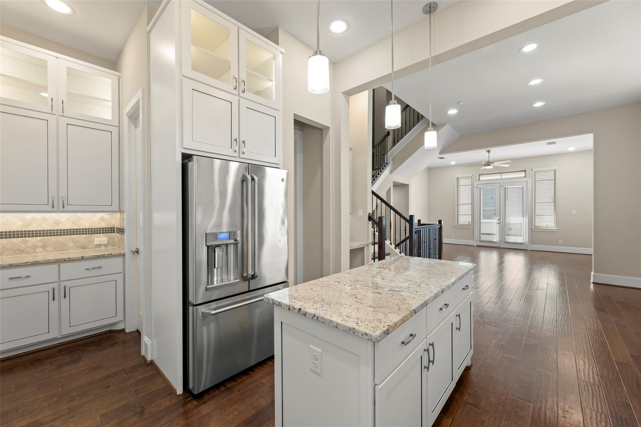 5469 Larkin ST, Houston, TX 77007 photo 5