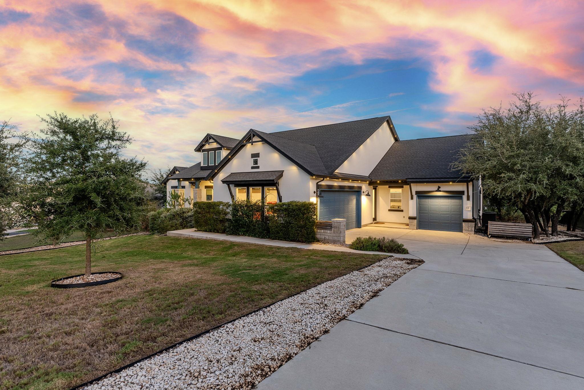 112 Capalin CT, Liberty Hill, TX 78642 photo 2
