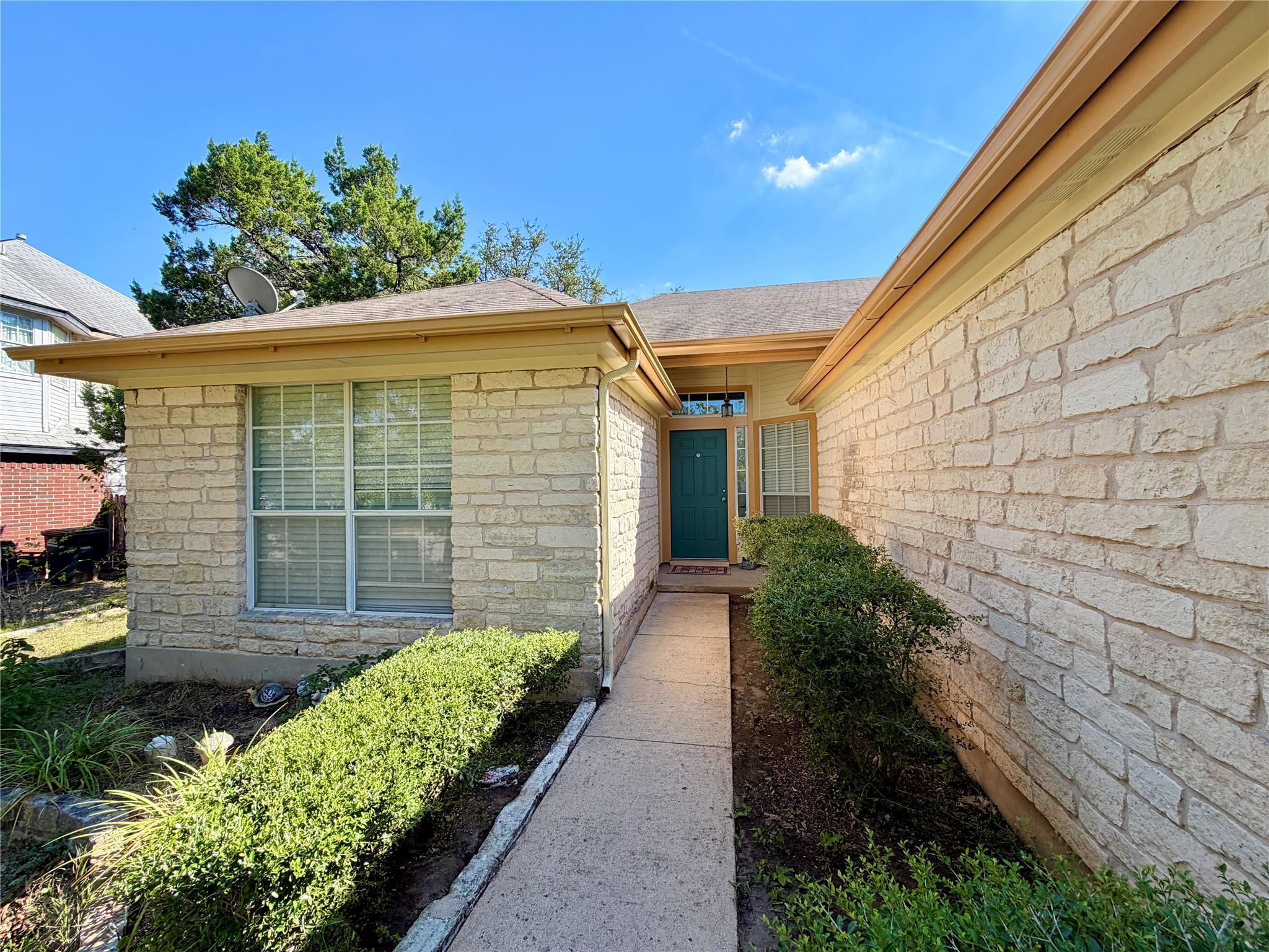 1408 Deepwoods TRL, Leander, TX 78641 photo 2