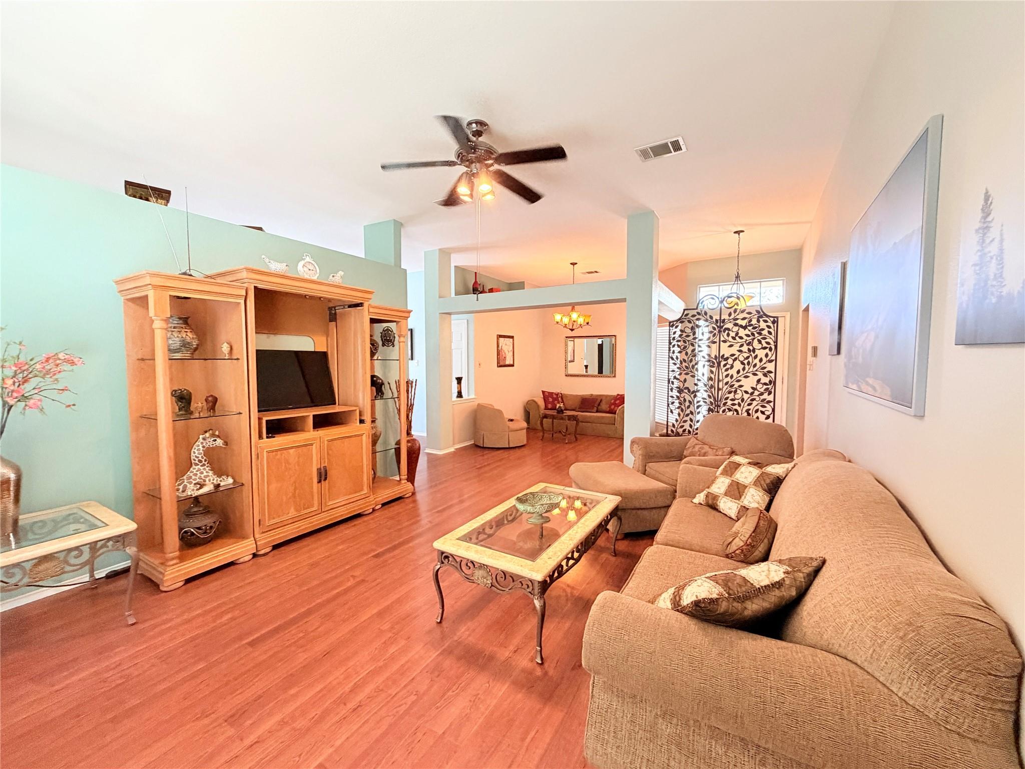 1408 Deepwoods TRL, Leander, TX 78641 photo 4
