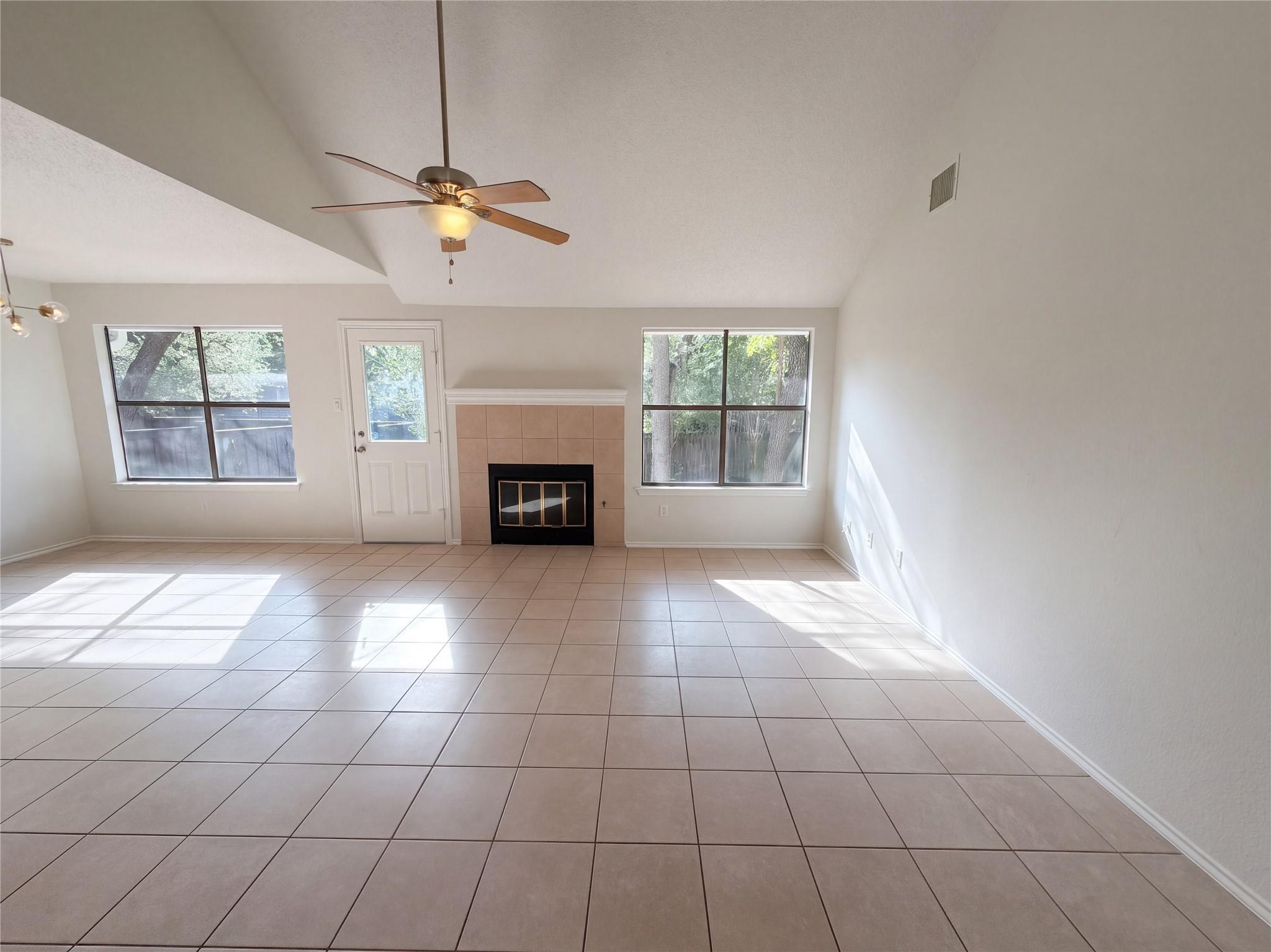 13020 Moorcroft LN, Austin, TX 78729 photo 3