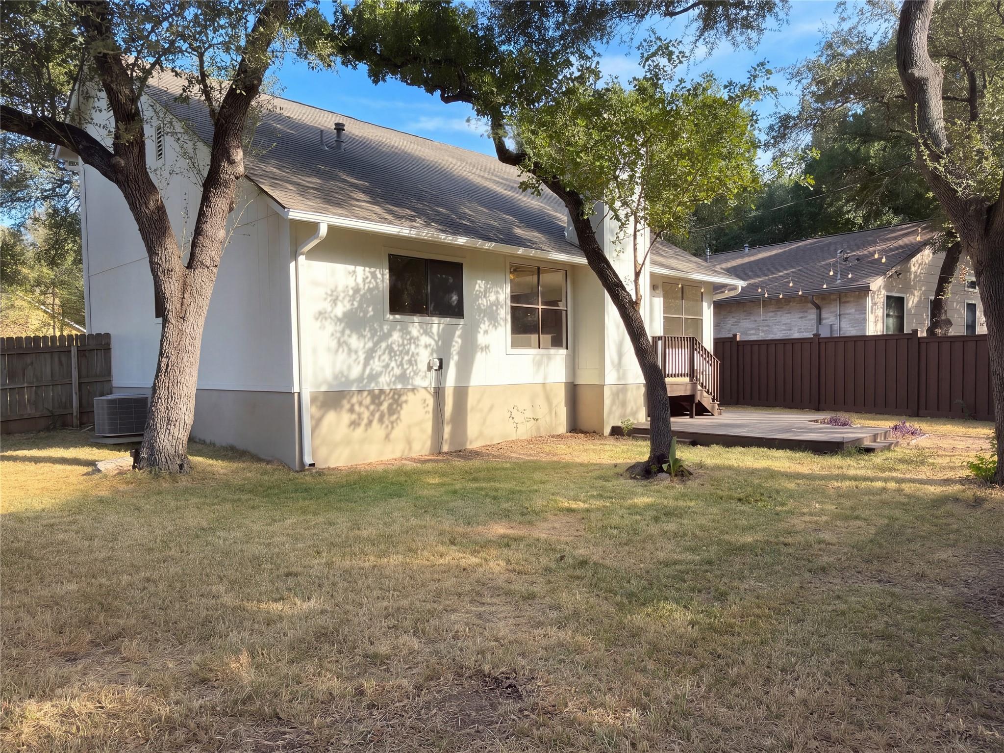 13020 Moorcroft LN, Austin, TX 78729 photo 5