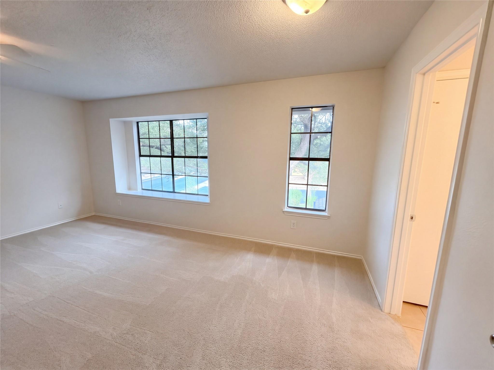 13020 Moorcroft LN, Austin, TX 78729 photo 4