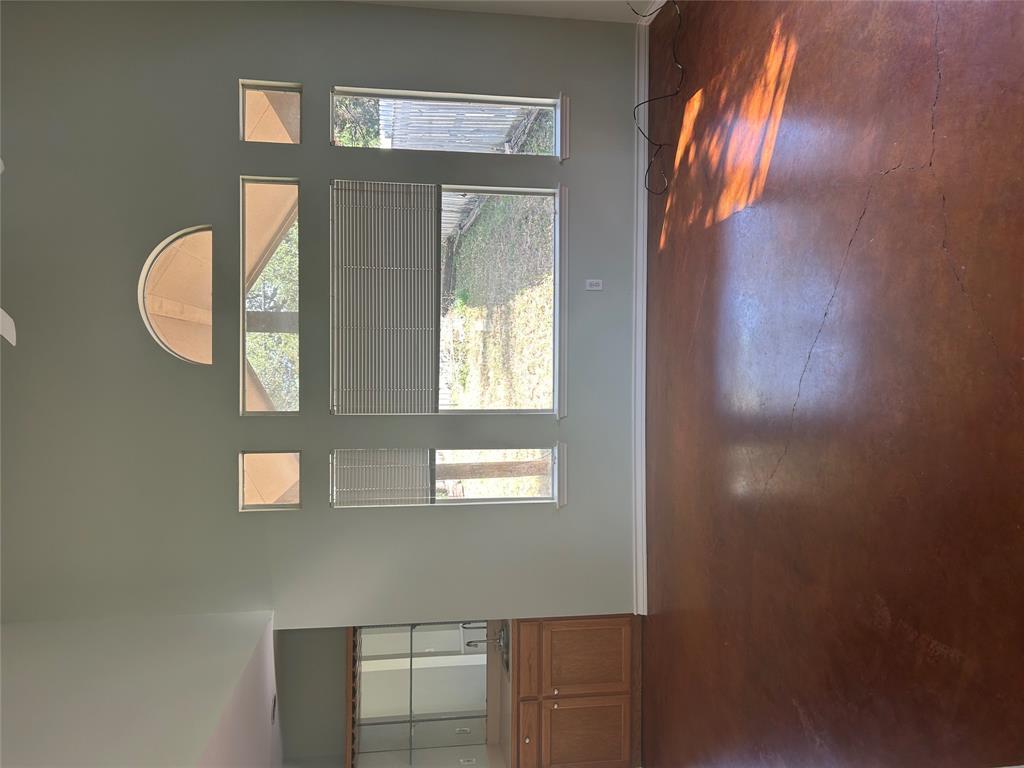29 Wood Glen DR, Wimberley, TX 78676 photo 4