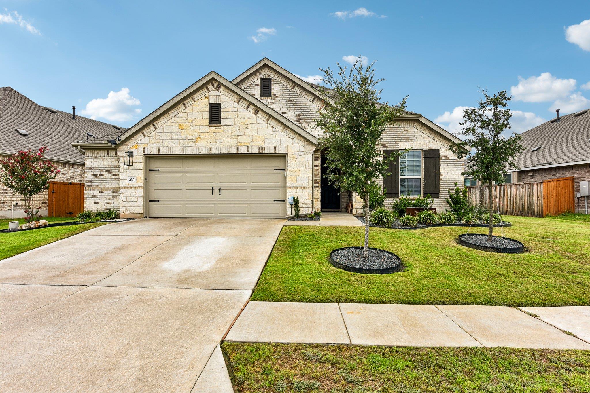 330 Bay Breeze DR, Kyle, TX 78640 photo 2