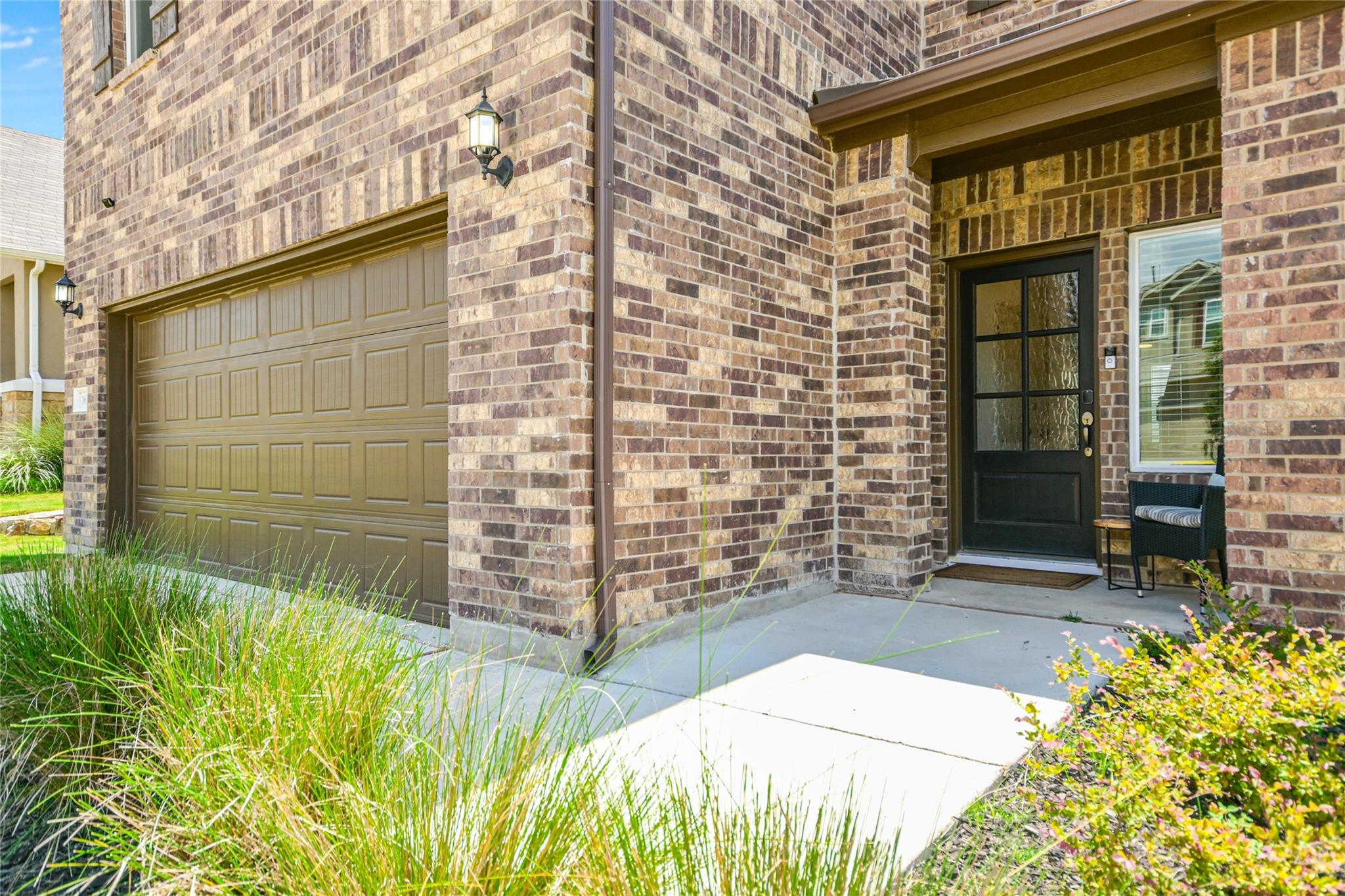 163 Longstraw DR, Buda, TX 78610 photo 2