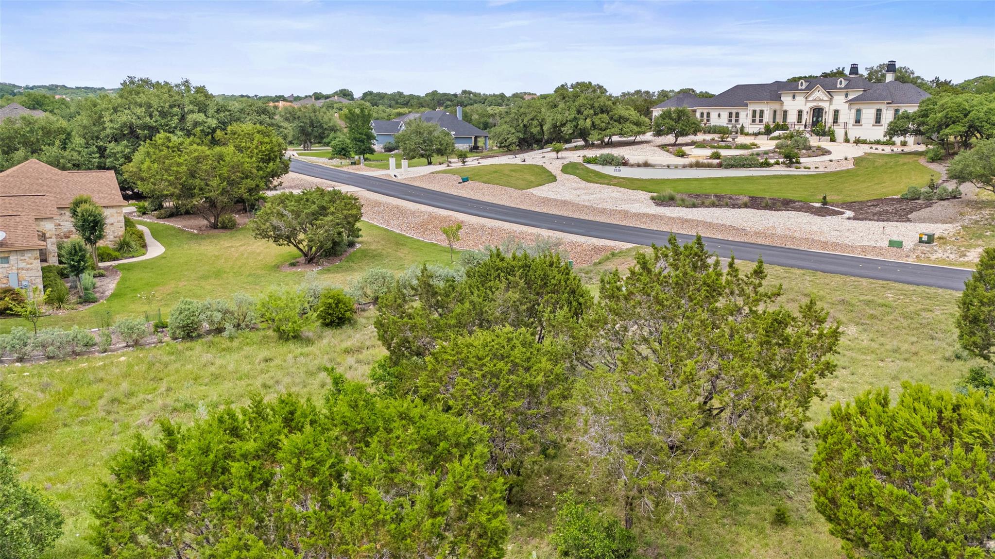 2542 Black Bear DR, New Braunfels, TX 78132 photo 4