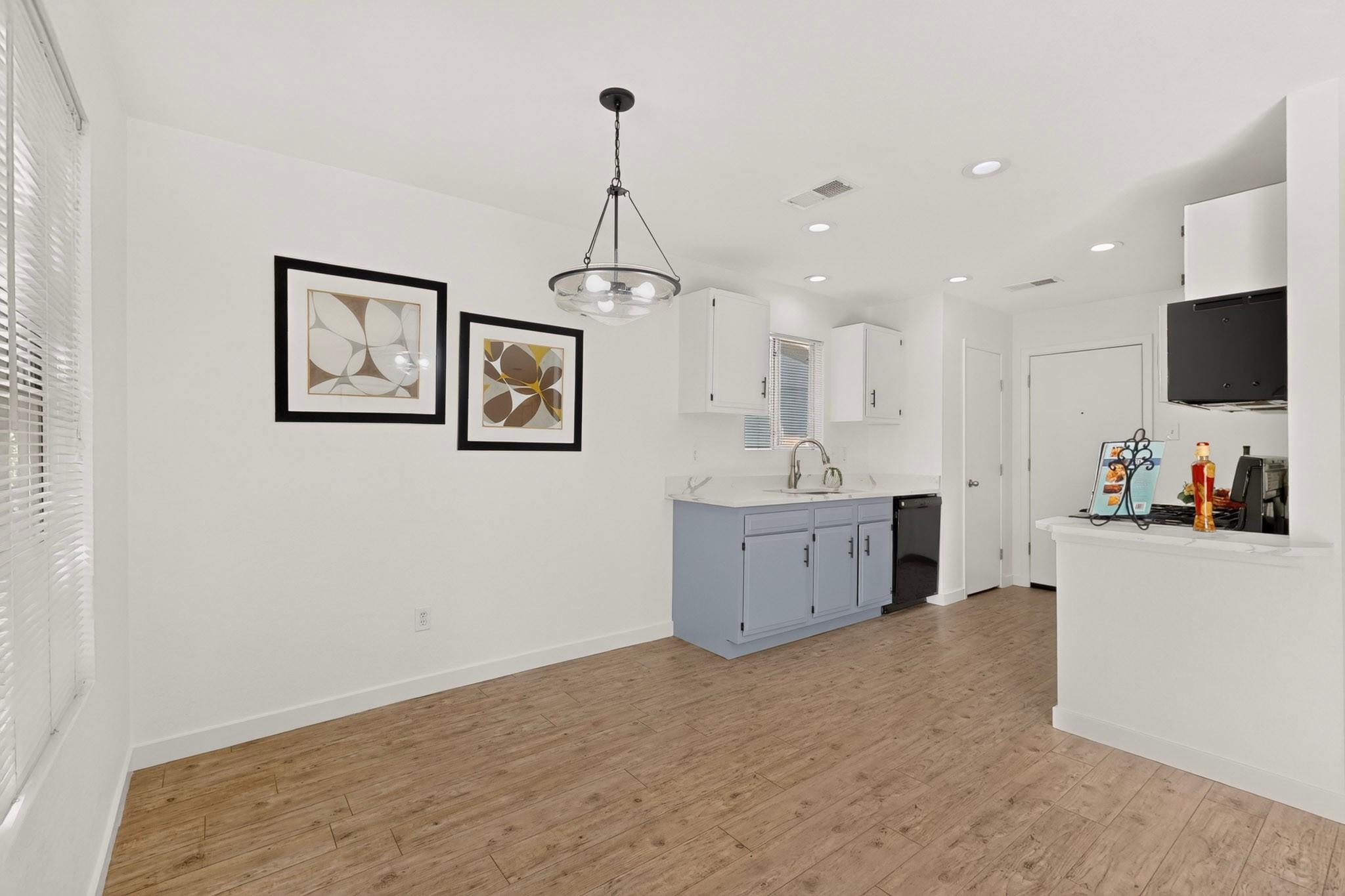 7506 Calumet CV, Austin, TX 78745 photo 5