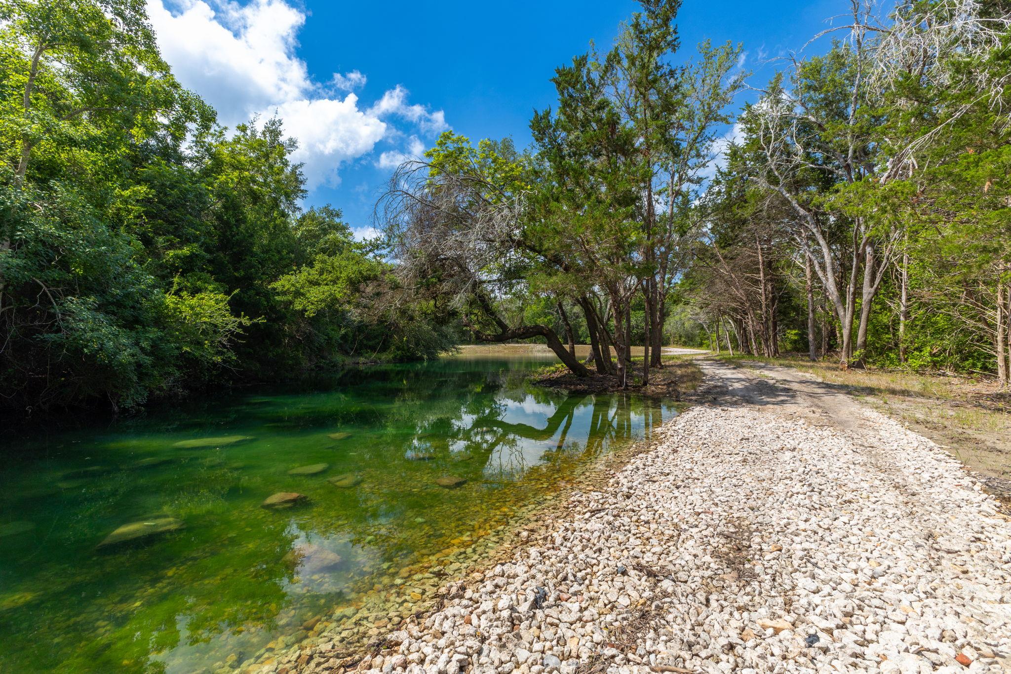 2088 (Tract #3) Baca LOOP, Flatonia, TX 78941 photo 2
