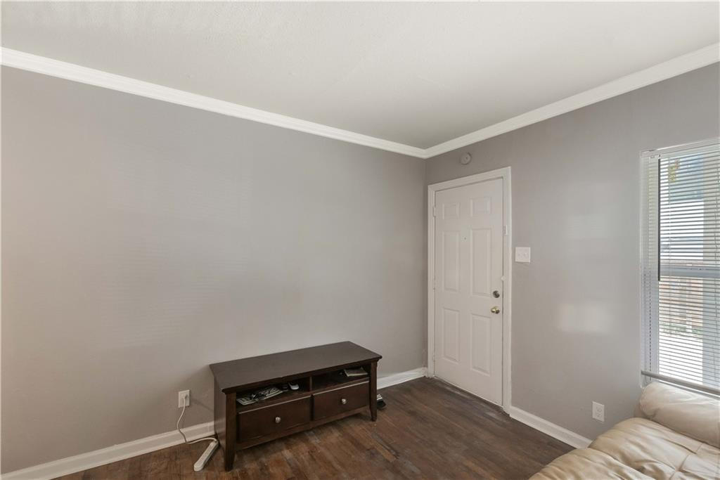 204 30th ST #102, Austin, TX 78705 photo 2
