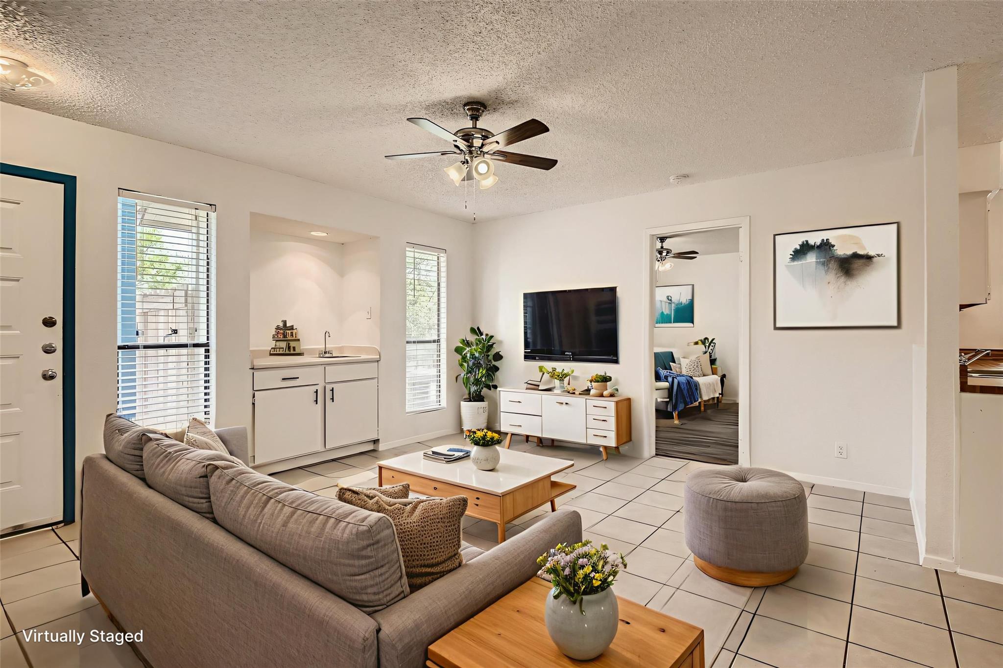 905 Chisholm CV, Round Rock, TX 78681 photo 3