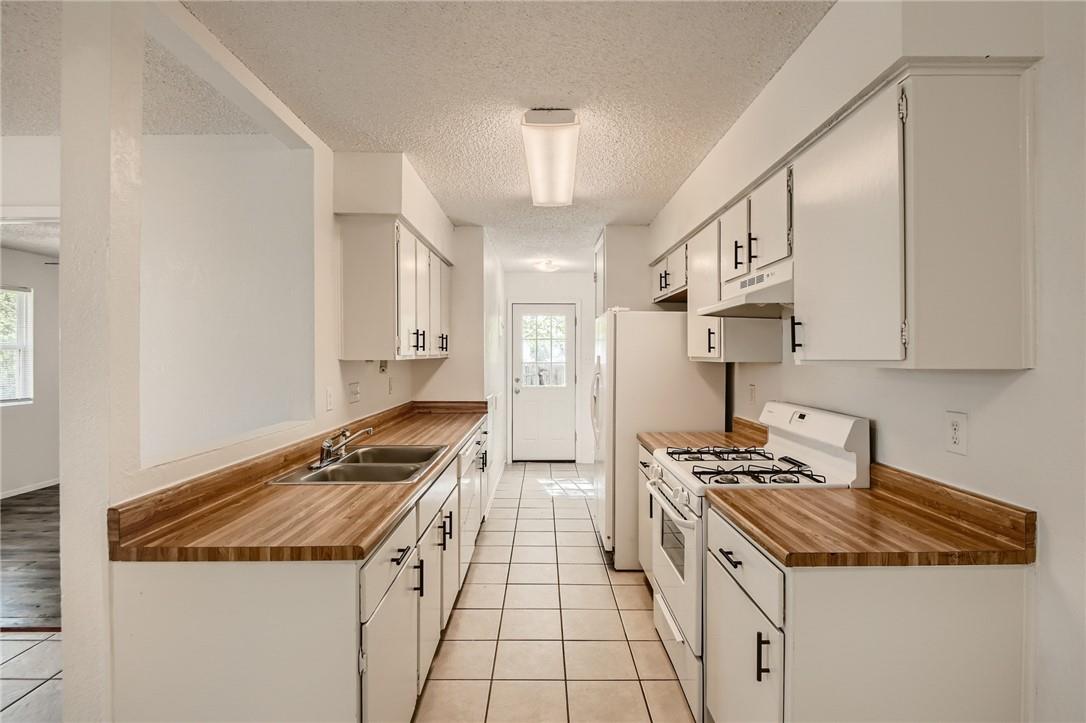 905 Chisholm CV, Round Rock, TX 78681 photo 5