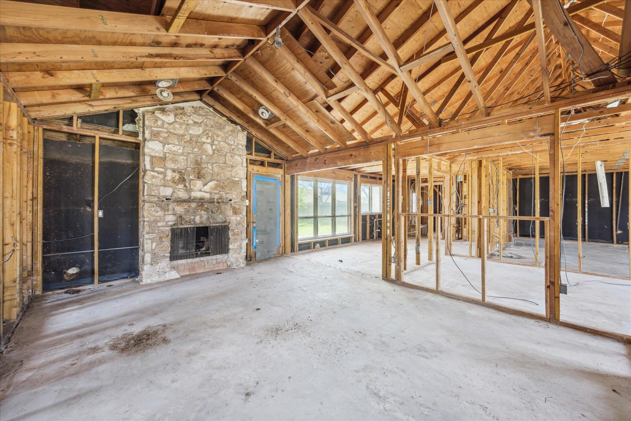 11905 Buckingham RD, Austin, TX 78759 photo 2
