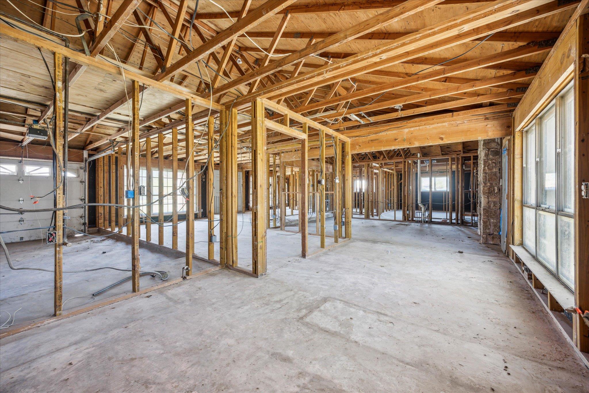 11905 Buckingham RD, Austin, TX 78759 photo 4