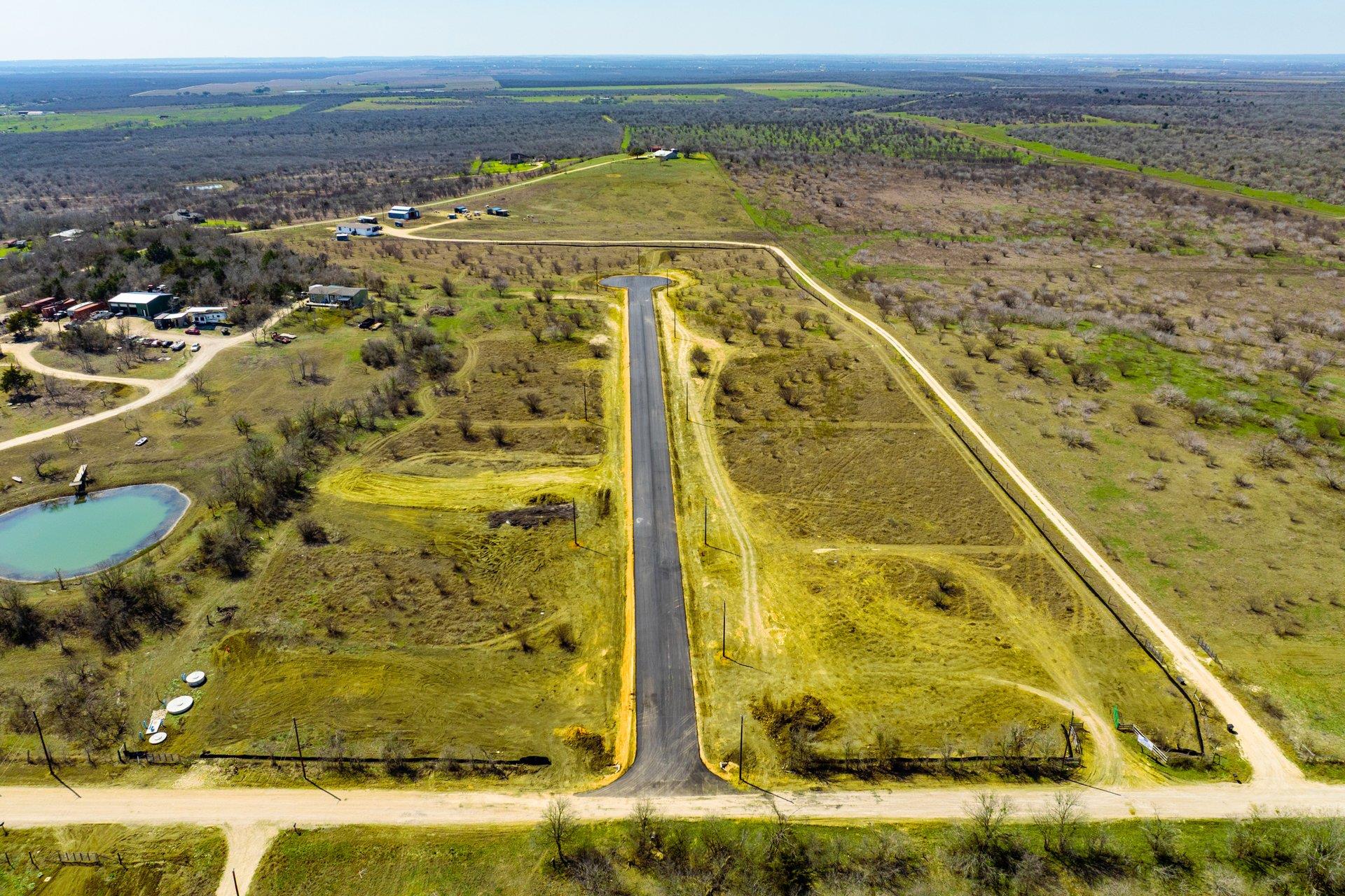 211 Sage Hills DR, Lockhart, TX 78644 photo 5