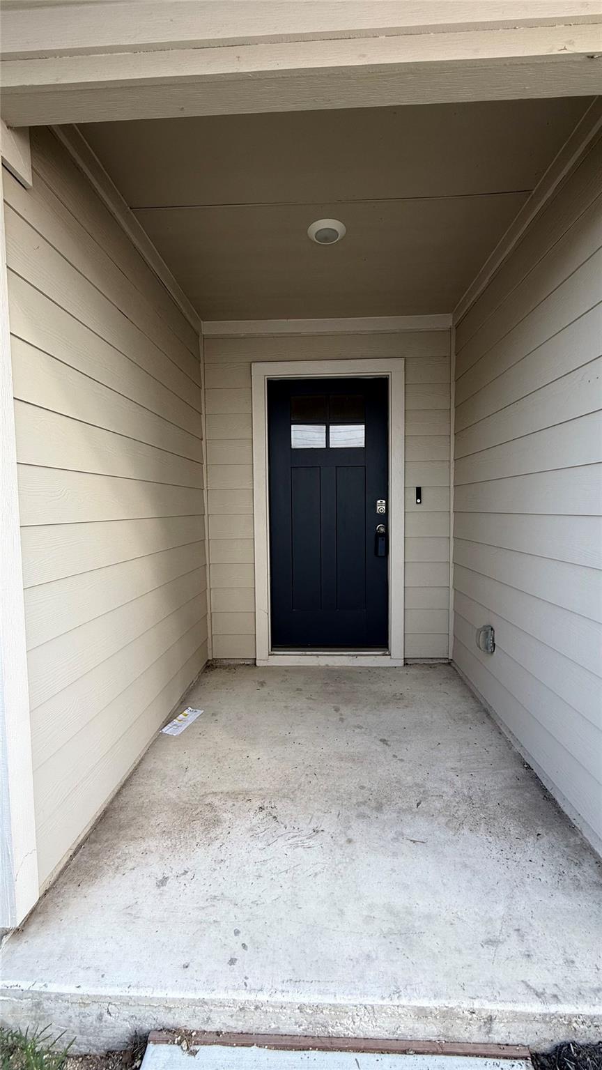 197 Santa Rosa LN, Buda, TX 78610 photo 3
