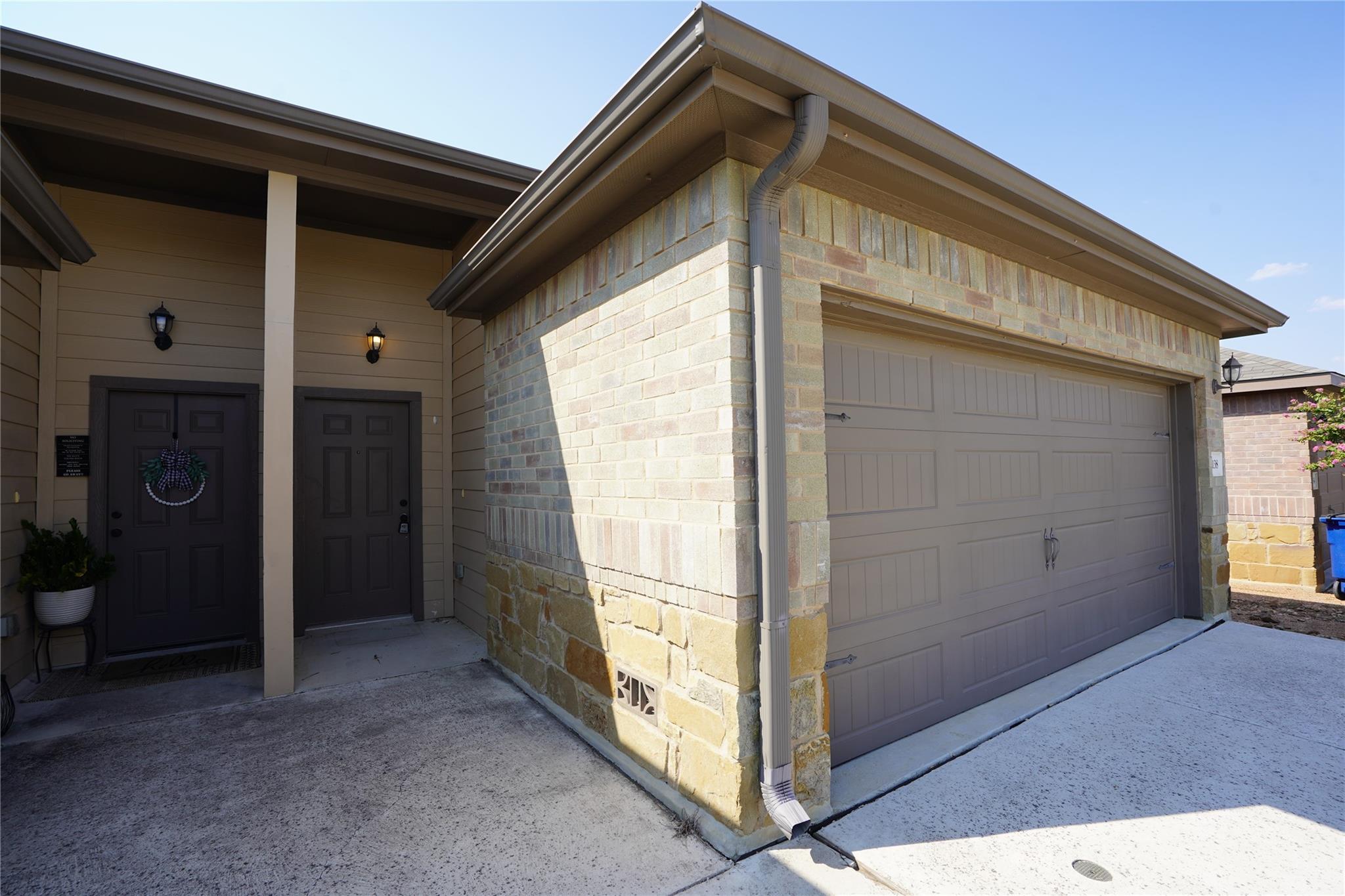 Samuels Court 725