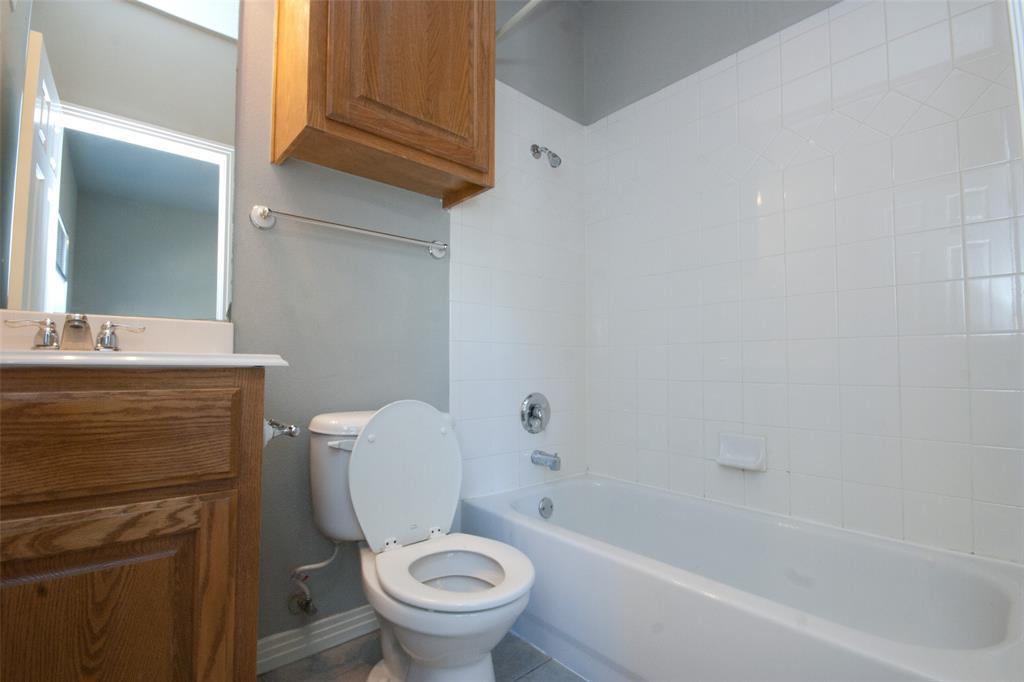 2410 Leon ST #202, Austin, TX 78705 photo 4
