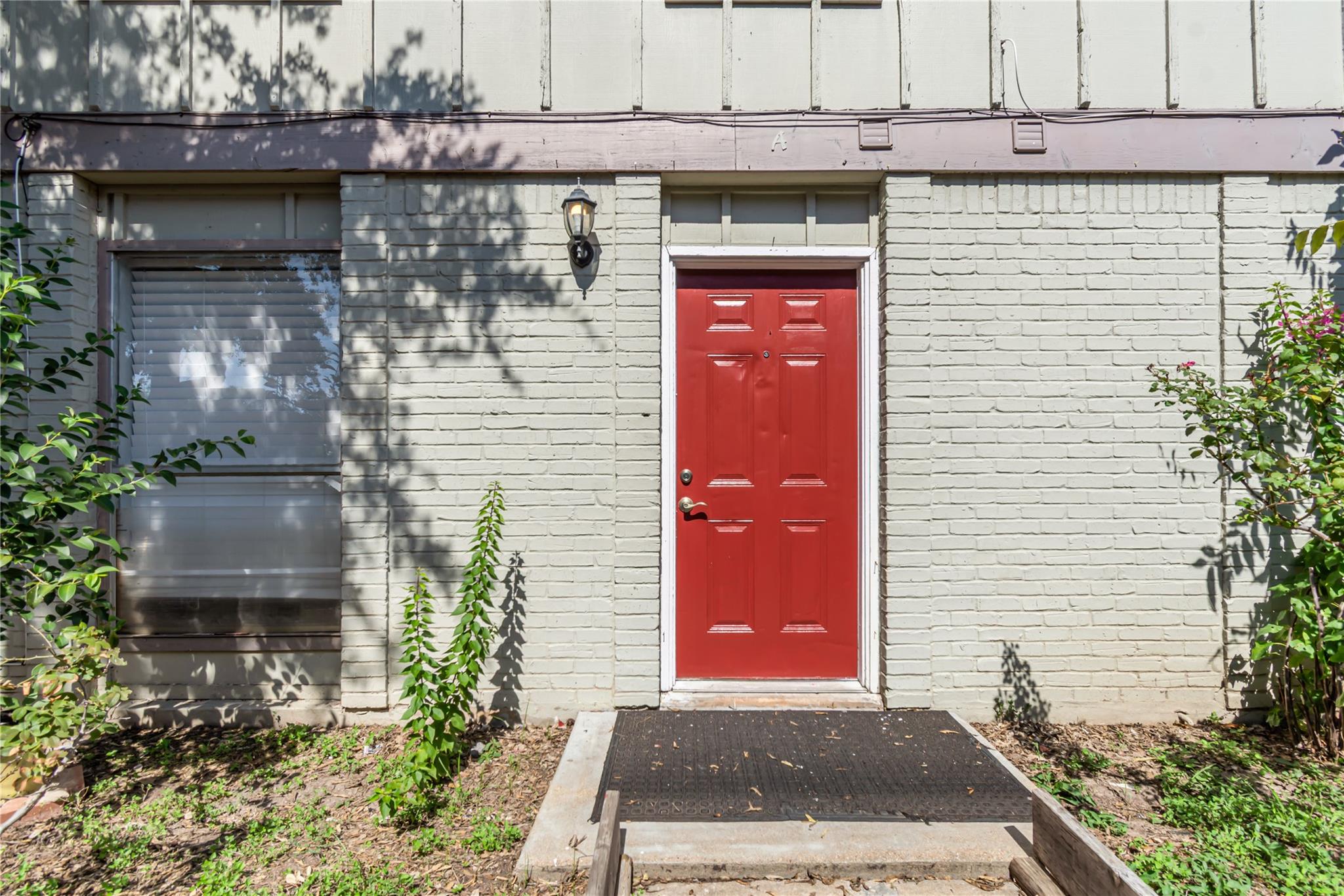 5707 Cougar DR, Austin, TX 78745 photo 2