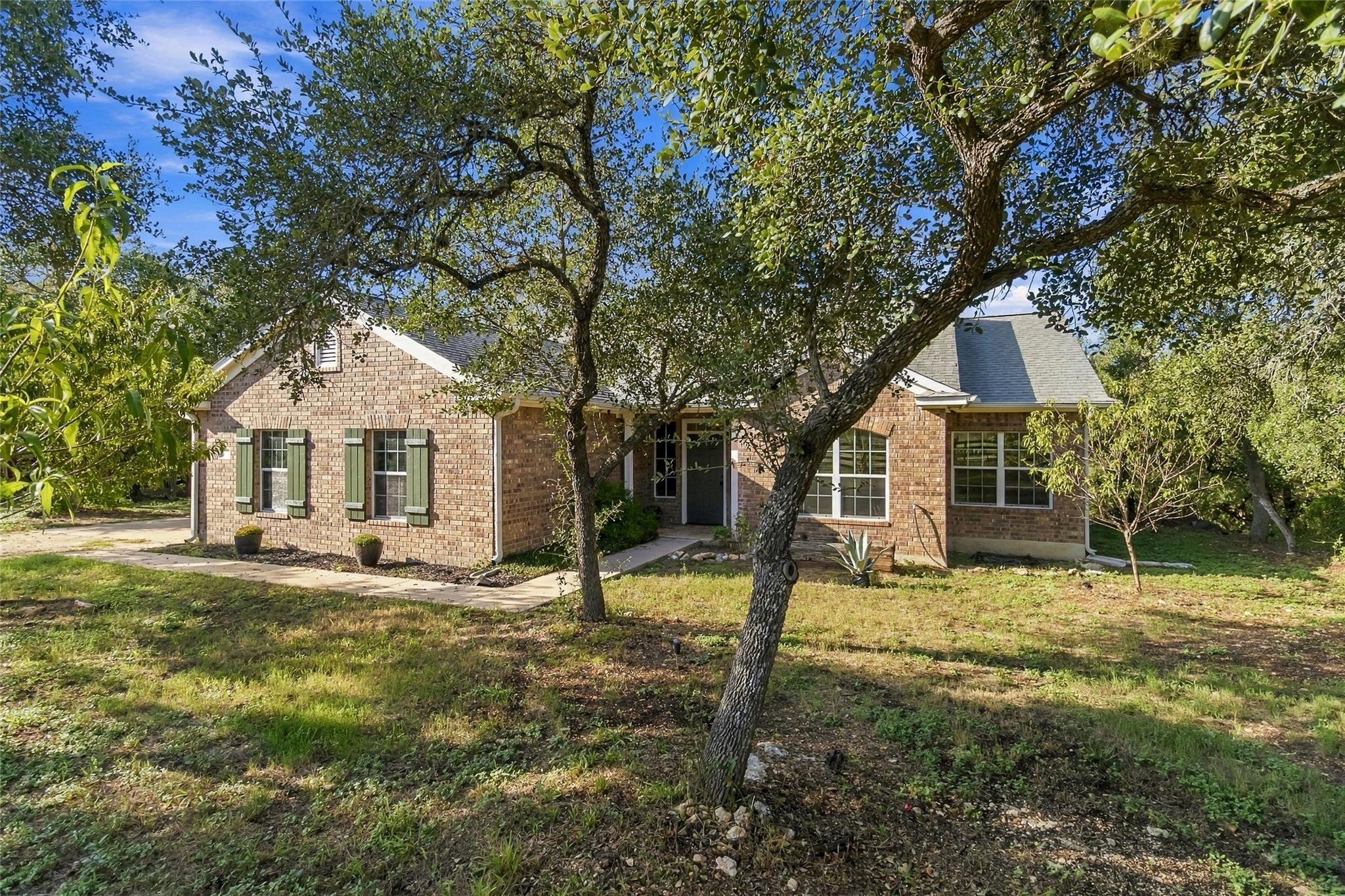 205 Homestead RD, Kyle, TX 78640 photo 3