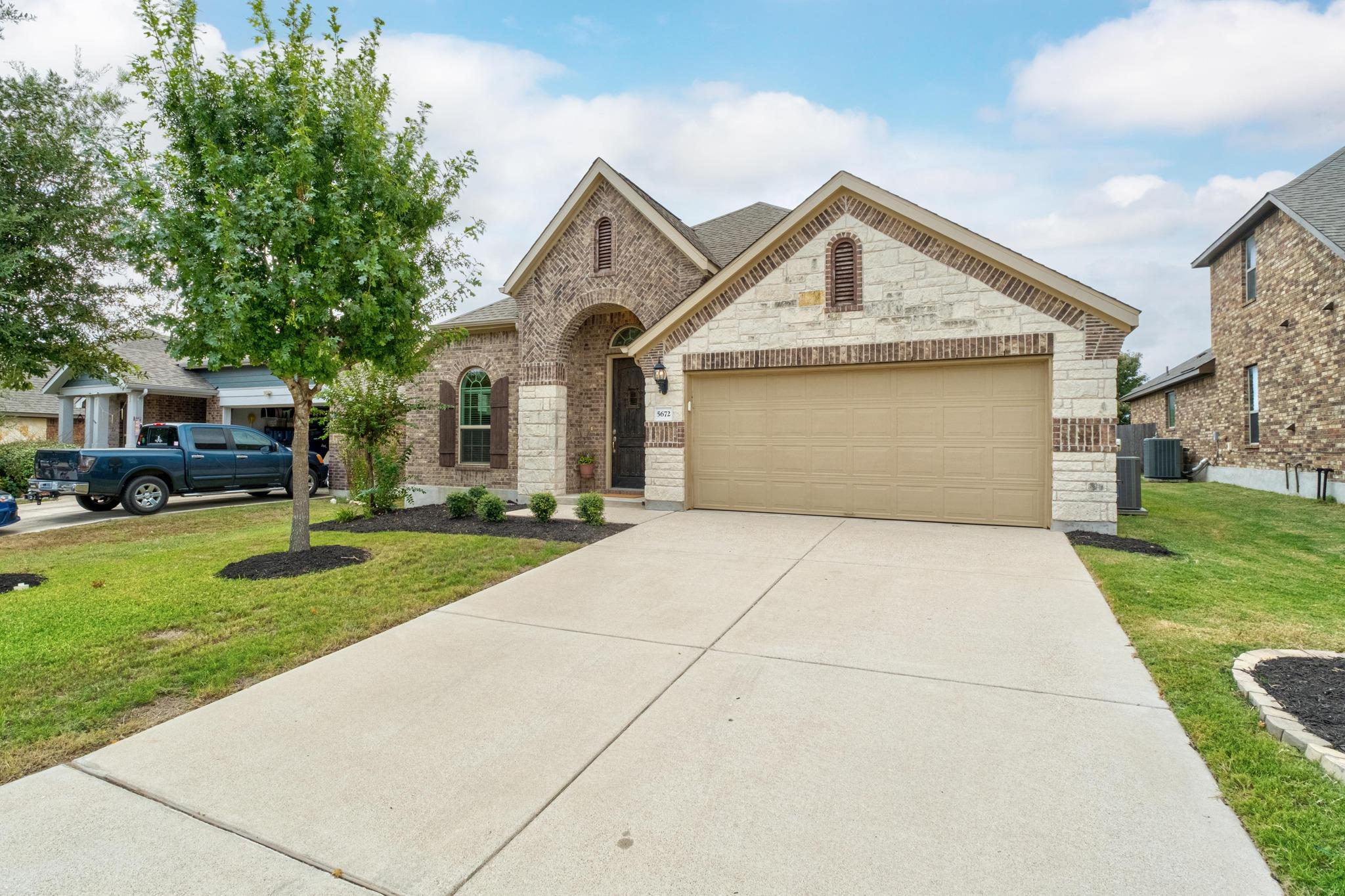 5672 Corsica LOOP, Round Rock, TX 78665 photo 2