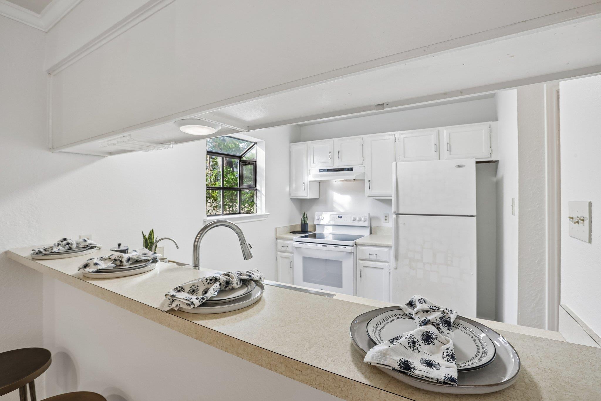 2412 Enfield RD #3, Austin, TX 78703 photo 4