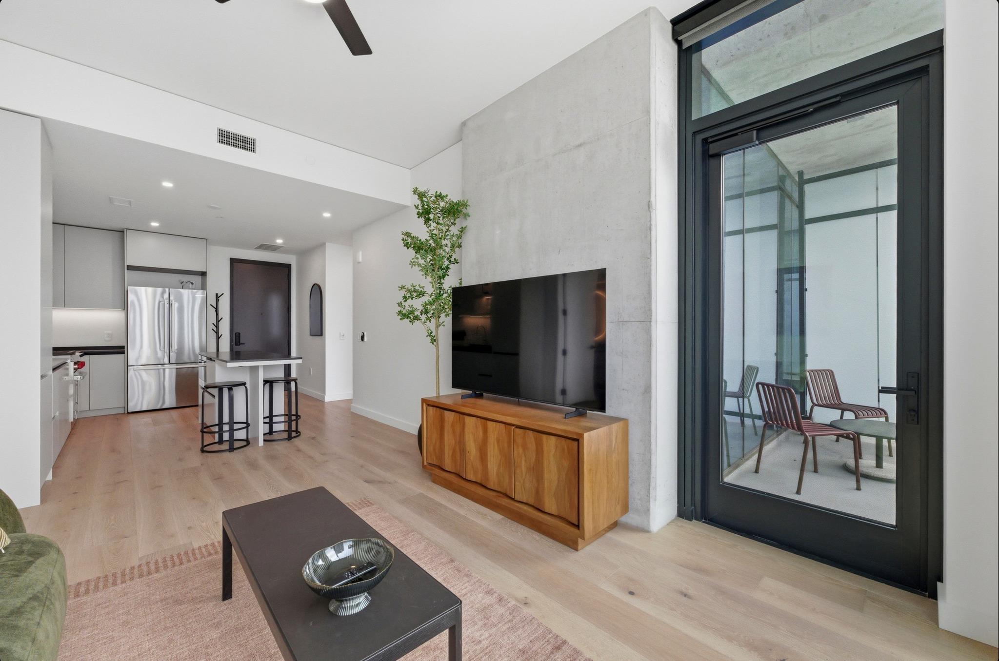 610 Davis ST #3104, Austin, TX 78701 photo 3