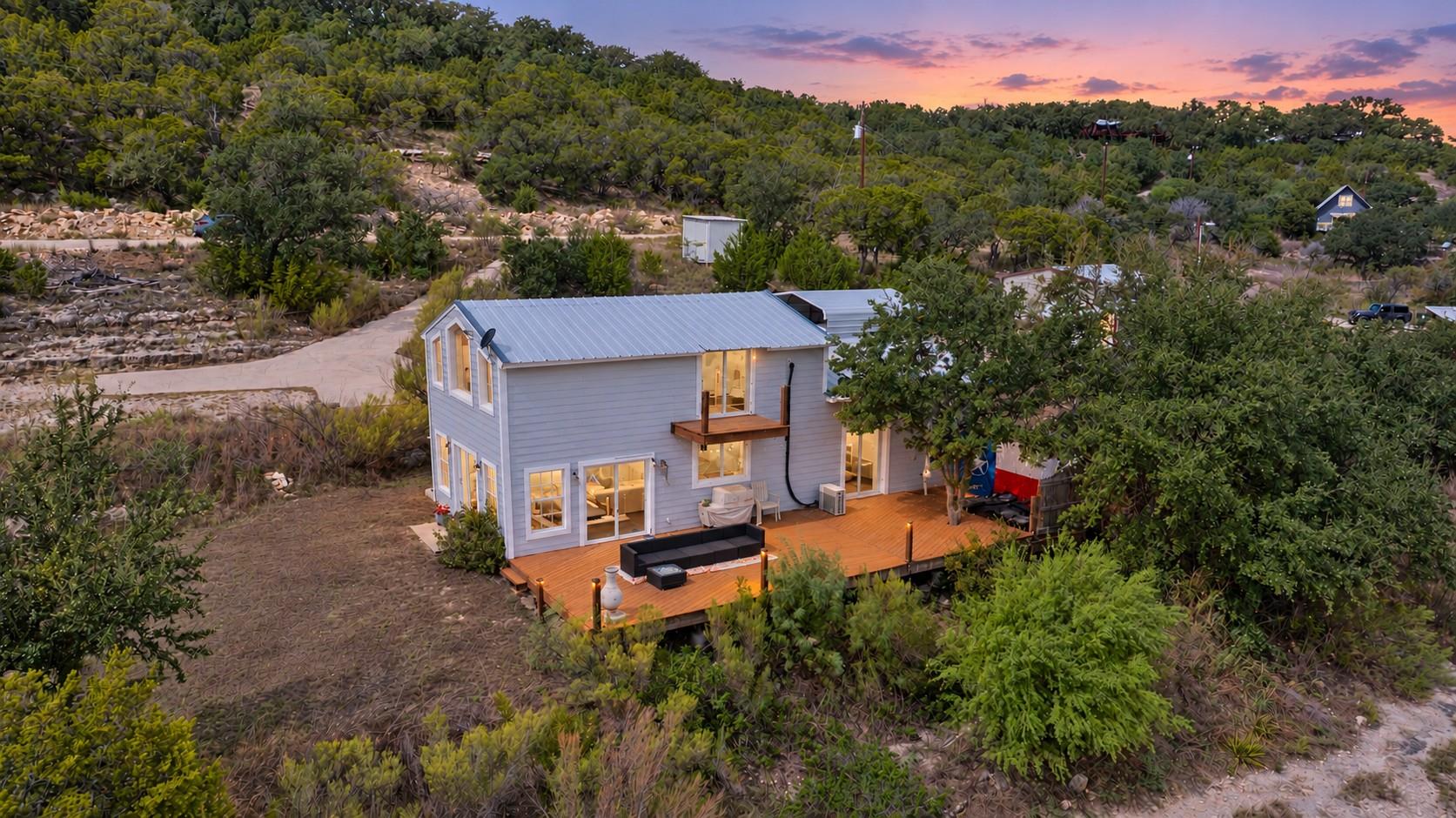 28543 Paradise Manor DR, Marble Falls, TX 78654 photo 2