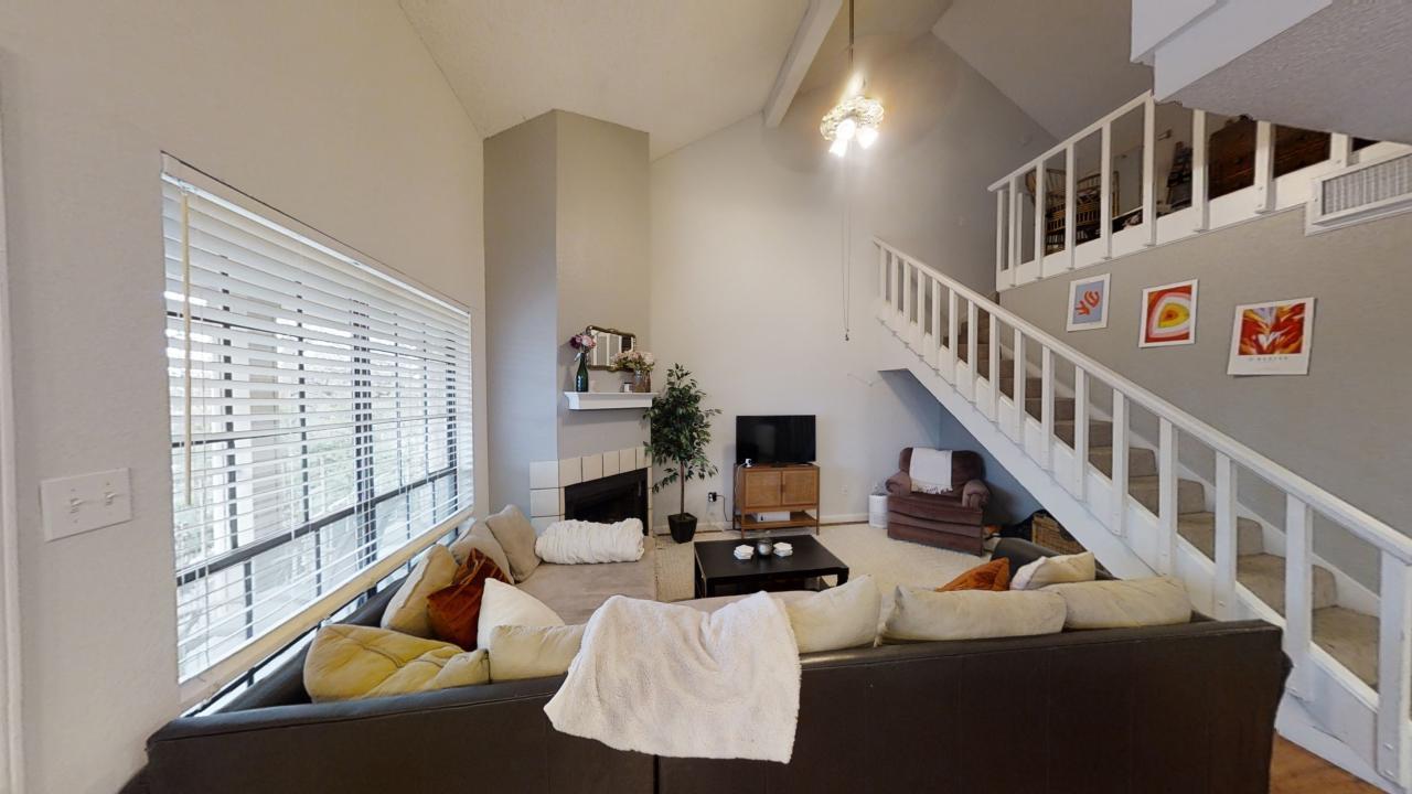 1610 WATERSTON Ave #13, Austin, TX 78703 photo 2