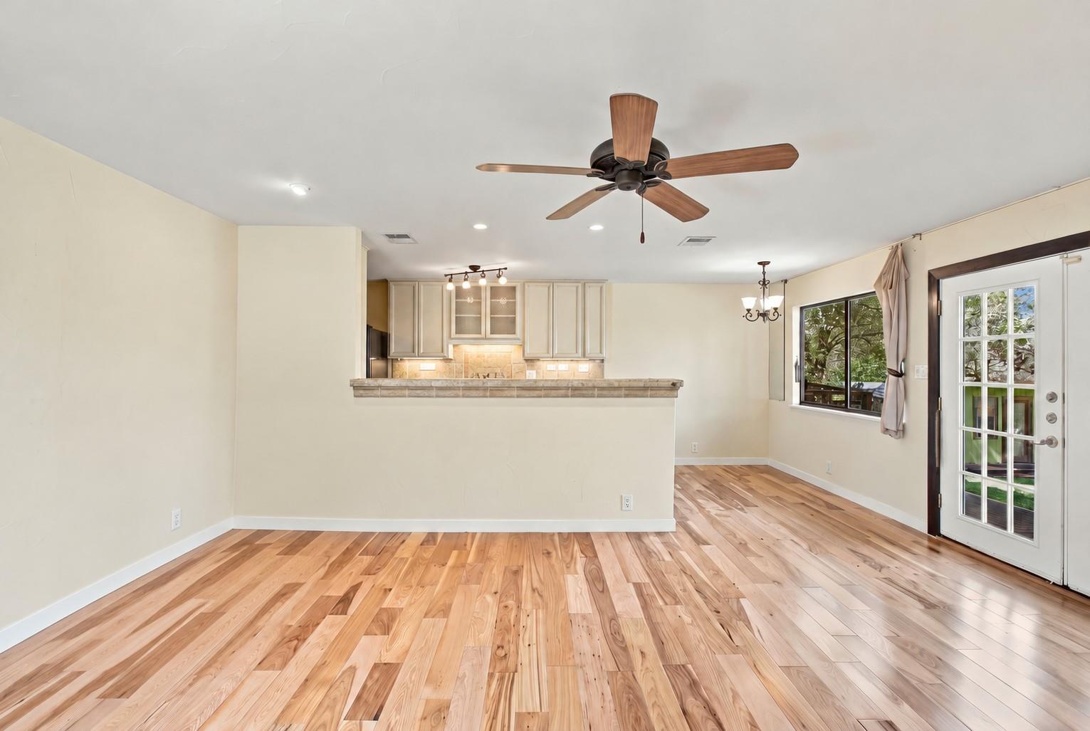 714 Ramble LN #A, Austin, TX 78745 photo 2