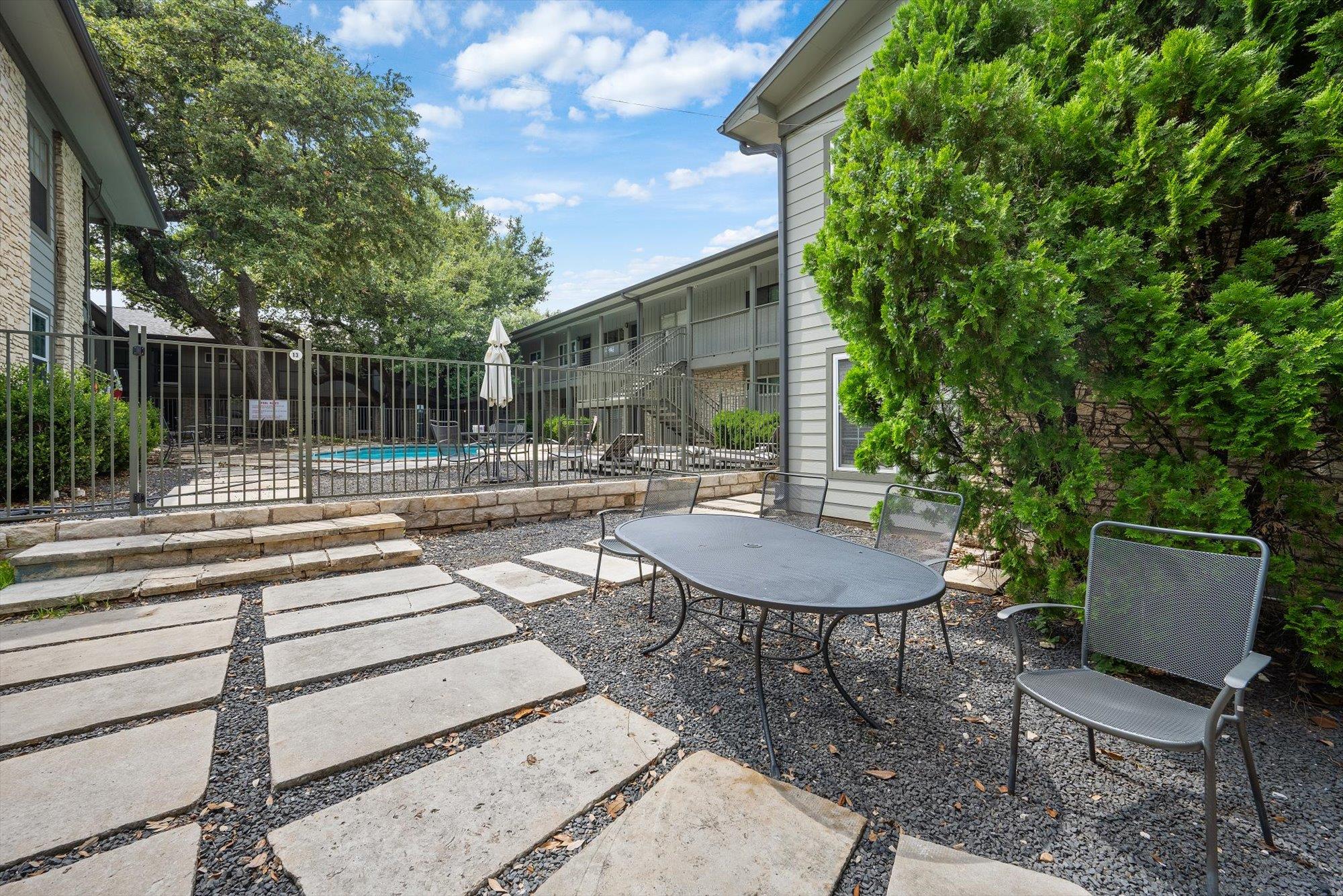 2303 East Side DR #109, Austin, TX 78704 photo 2