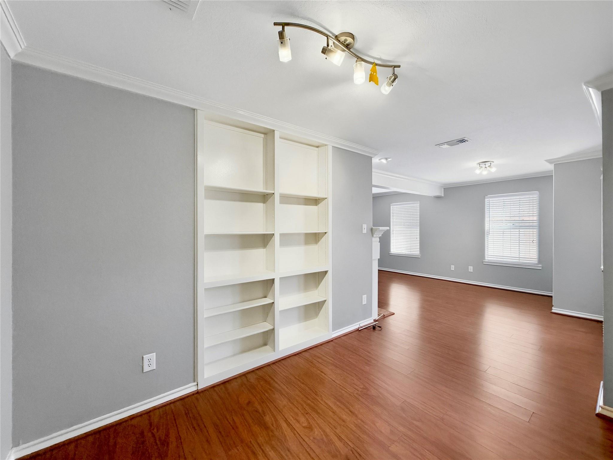 2408 Enfield RD #103, Austin, TX 78703 photo 5
