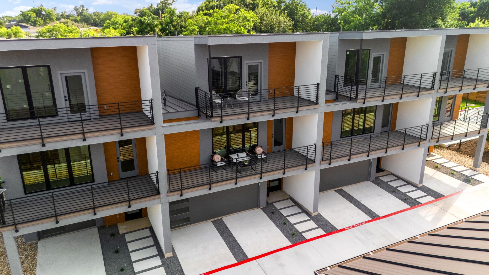 4022 Valley View RD #1B, Austin, TX 78704 photo 2