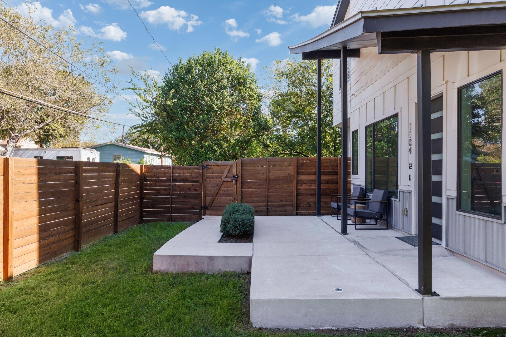 1104 2nd ST #2, Austin, TX 78702 photo 3