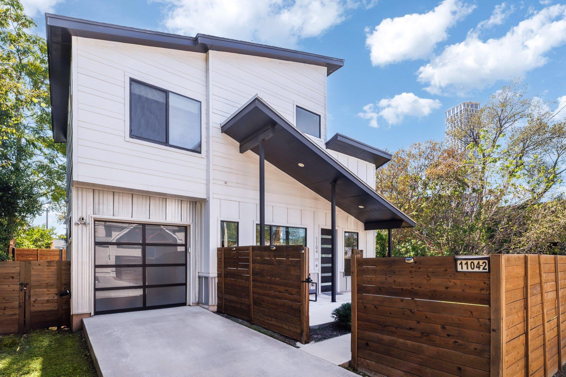 1104 2nd ST #2, Austin, TX 78702 photo 4
